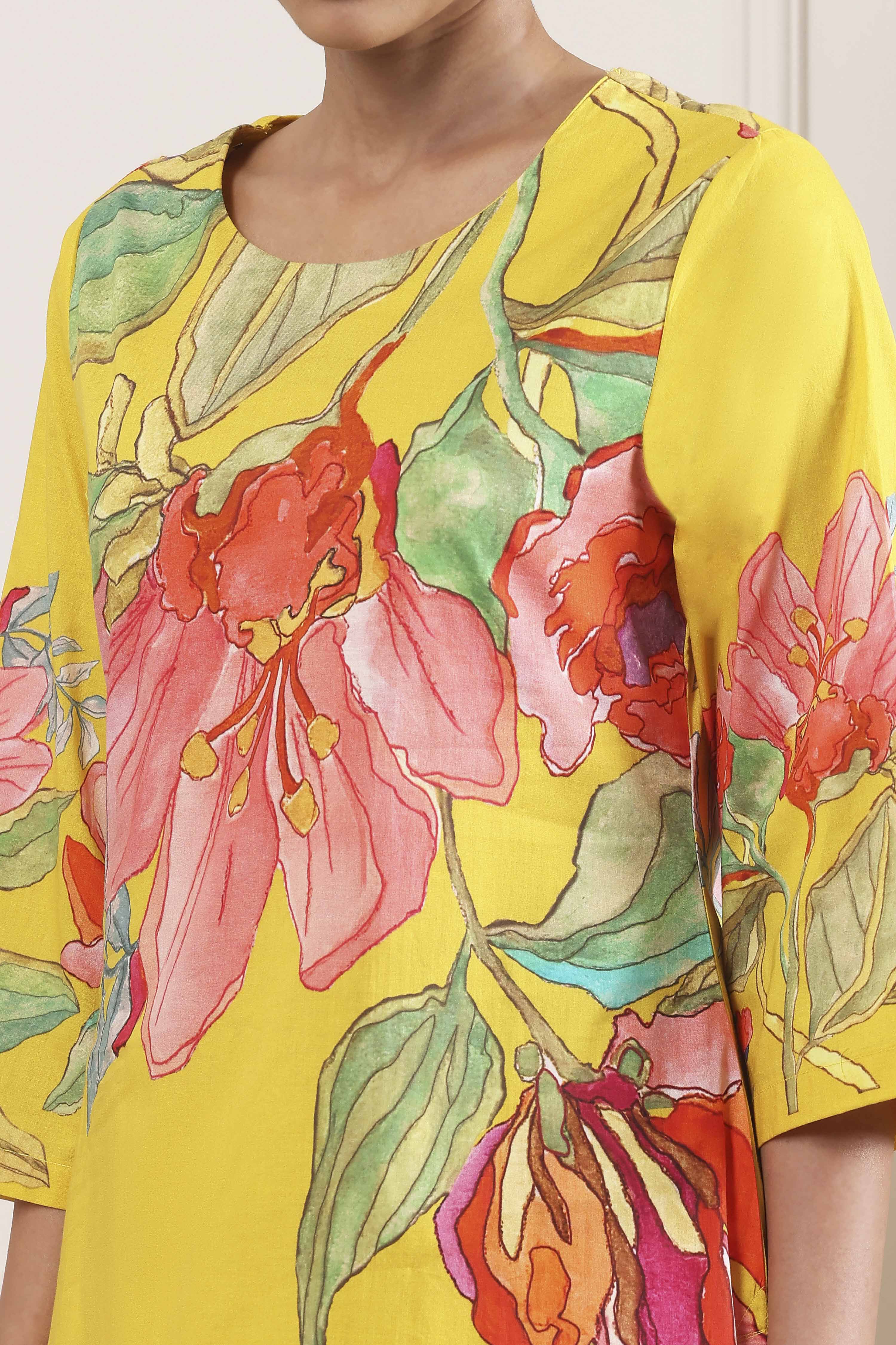Beige Cotton Floral Printed Straight Kurta Set image number 1