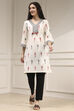 Off-White Cotton Ikat Straight Kurta image number 5