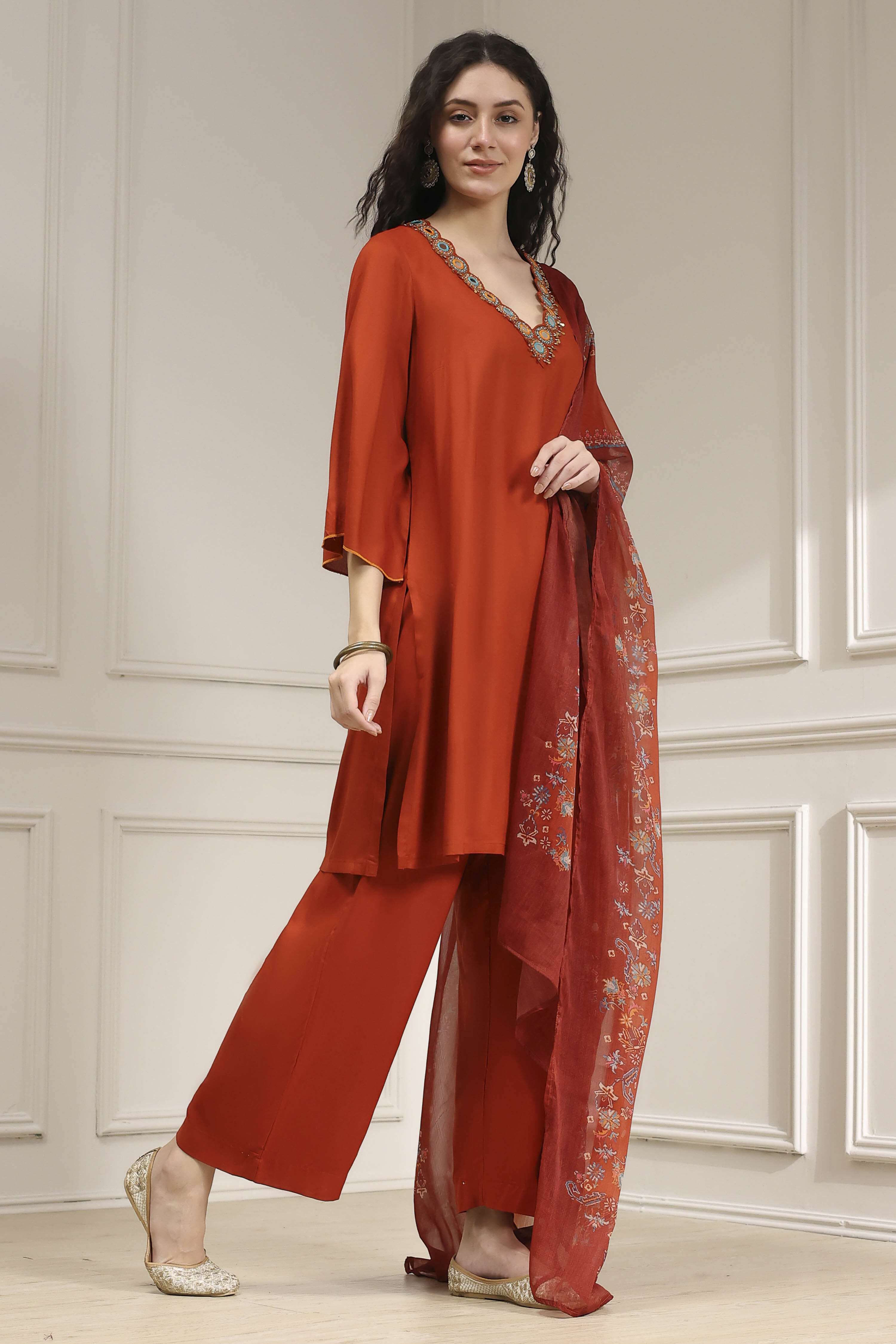 Black Solid Relaxed Straight Suit Set image number 5