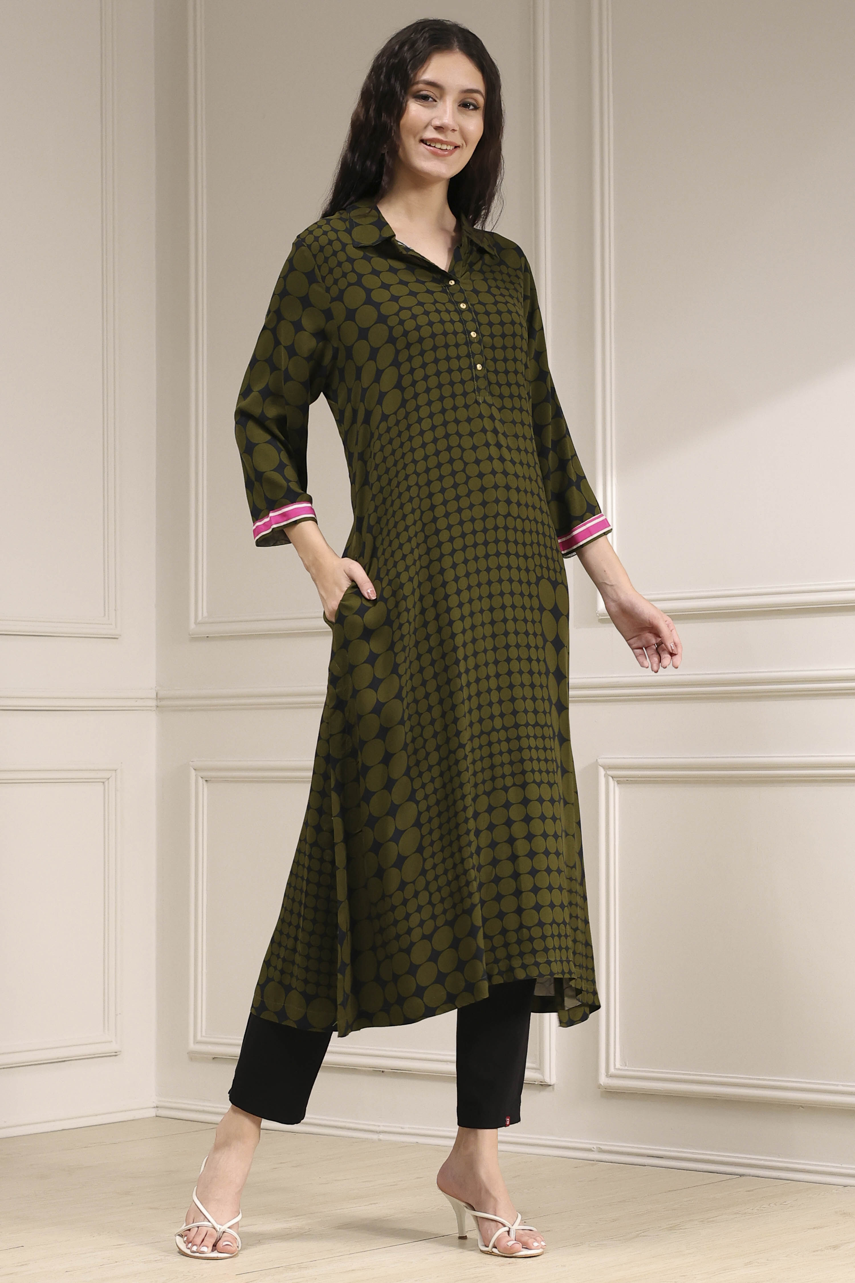 Indigo Blue Printed Straight Kurta image number 5