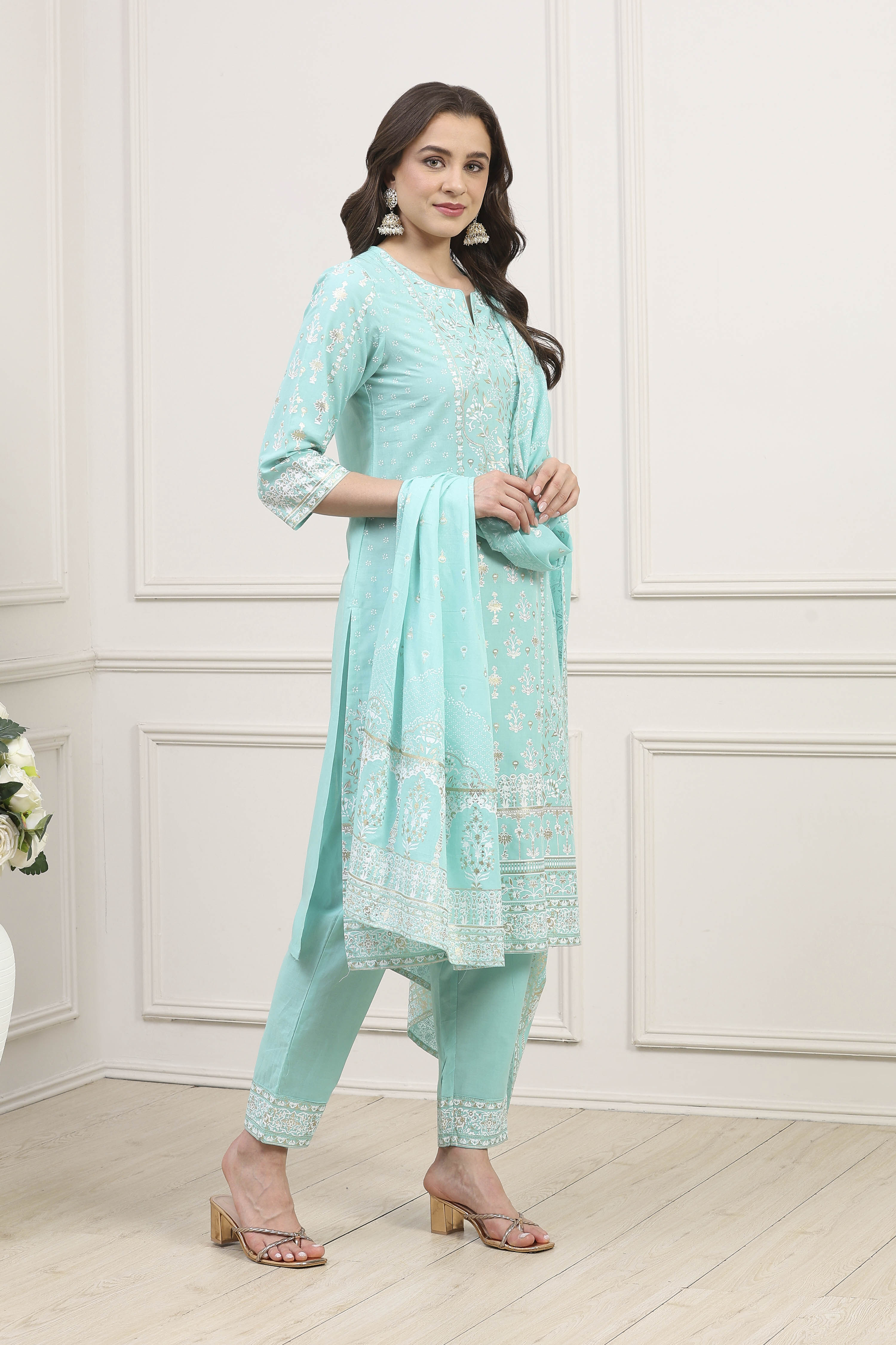 Sea Green Cotton Straight Kurta Pants Suit Set image number 5