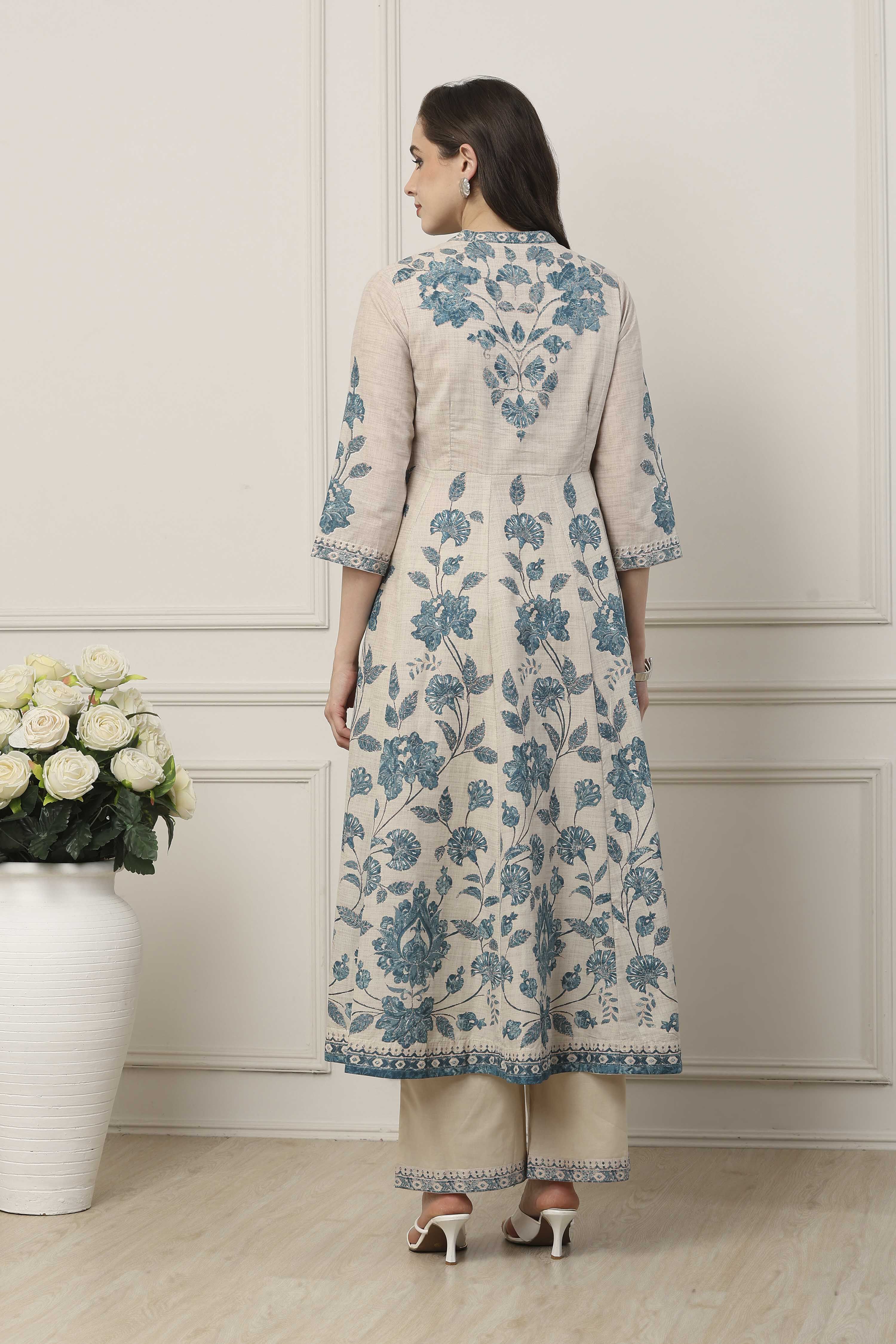 Blue Cotton All-Over Floral Anarkali Suit Set image number 4