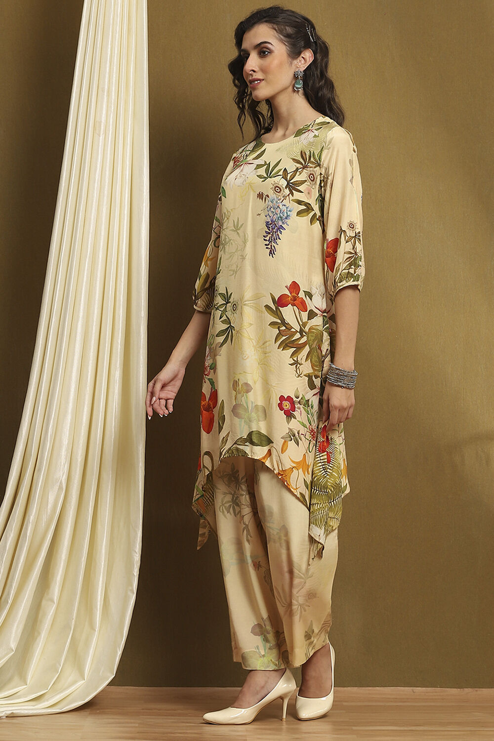 Ecru Modal Floral Printed Asymmetric Kurta Set image number 3