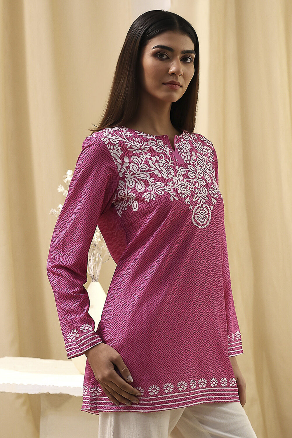 Mustard Yellow Printed Straight Short Kurta image number 4
