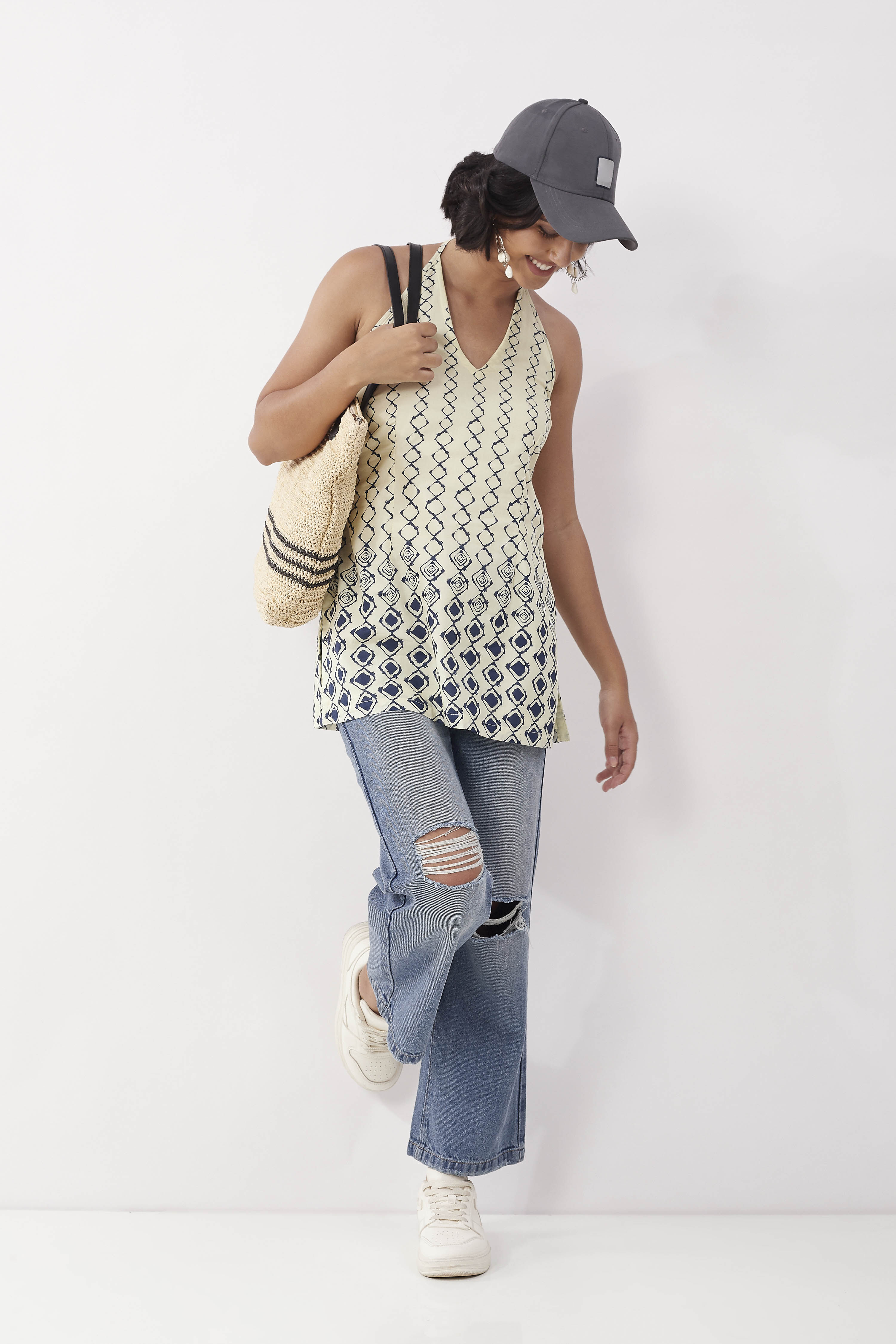 Ivory Cotton Geometric Tie-Up Halter Kurti image number 6