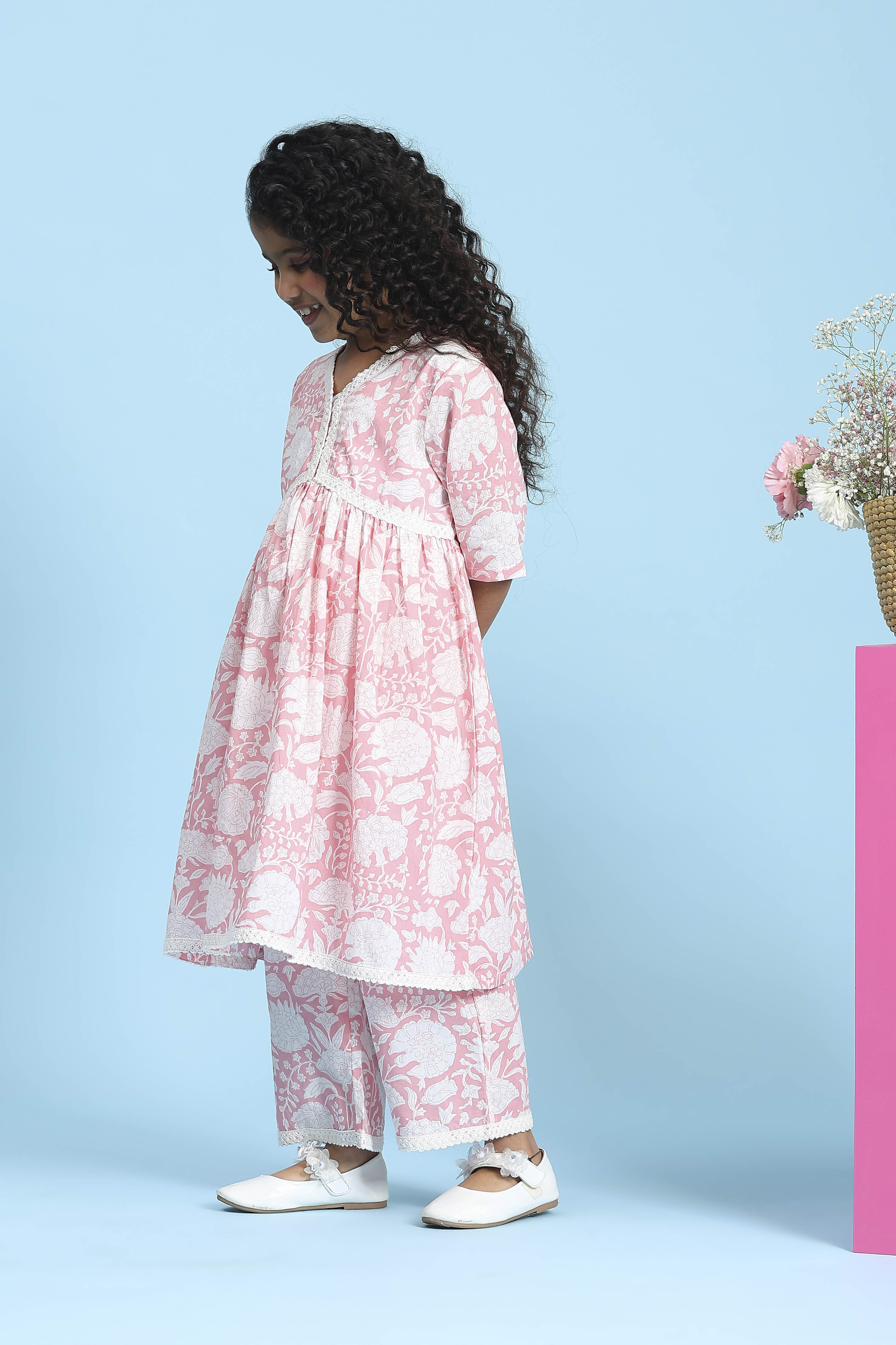 Blush Pink Cotton Printed Gathered Kurta Set image number 3