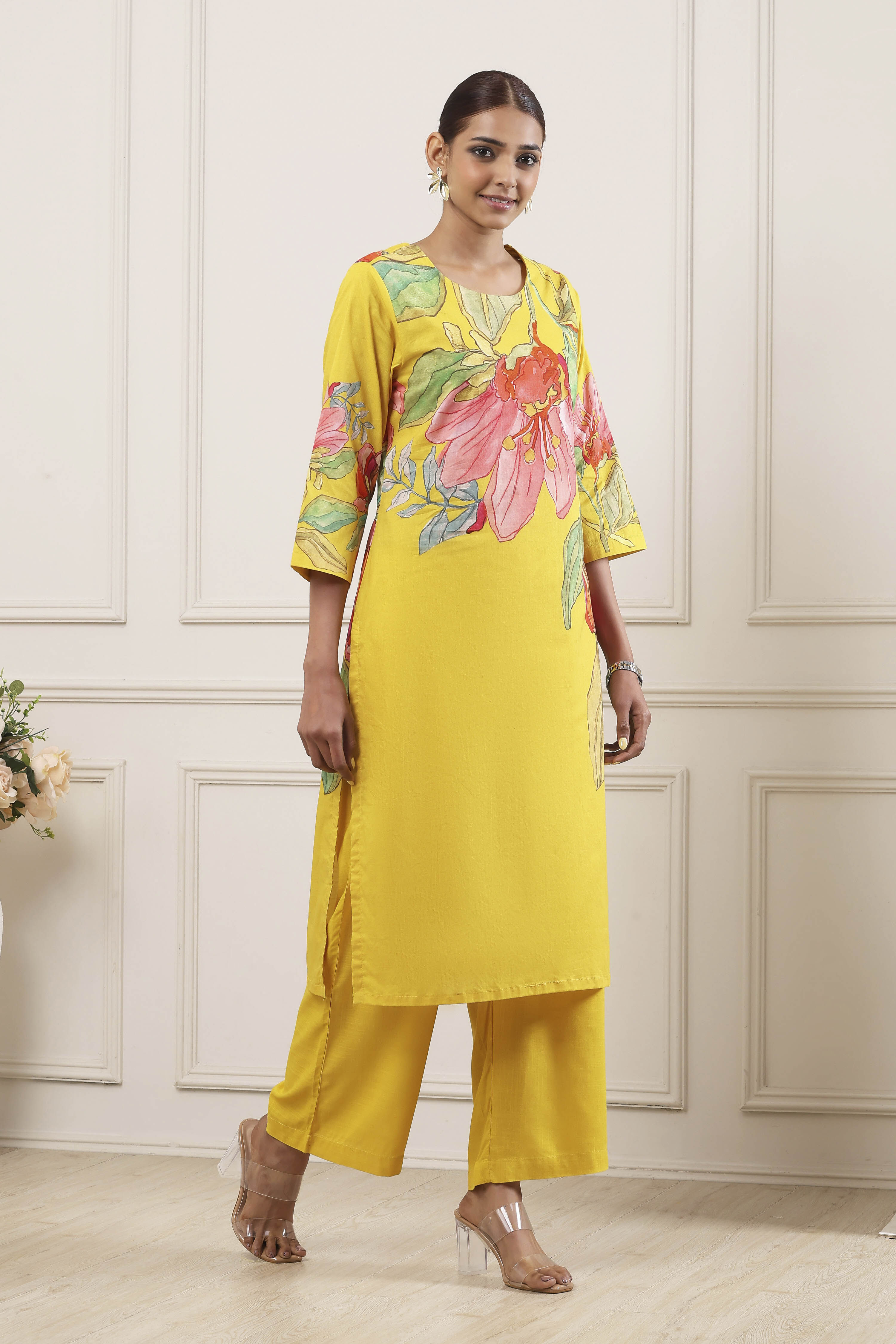 Beige Cotton Floral Printed Straight Kurta Set image number 5