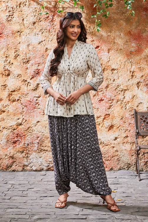 Collared Kurta & Dhoti Set