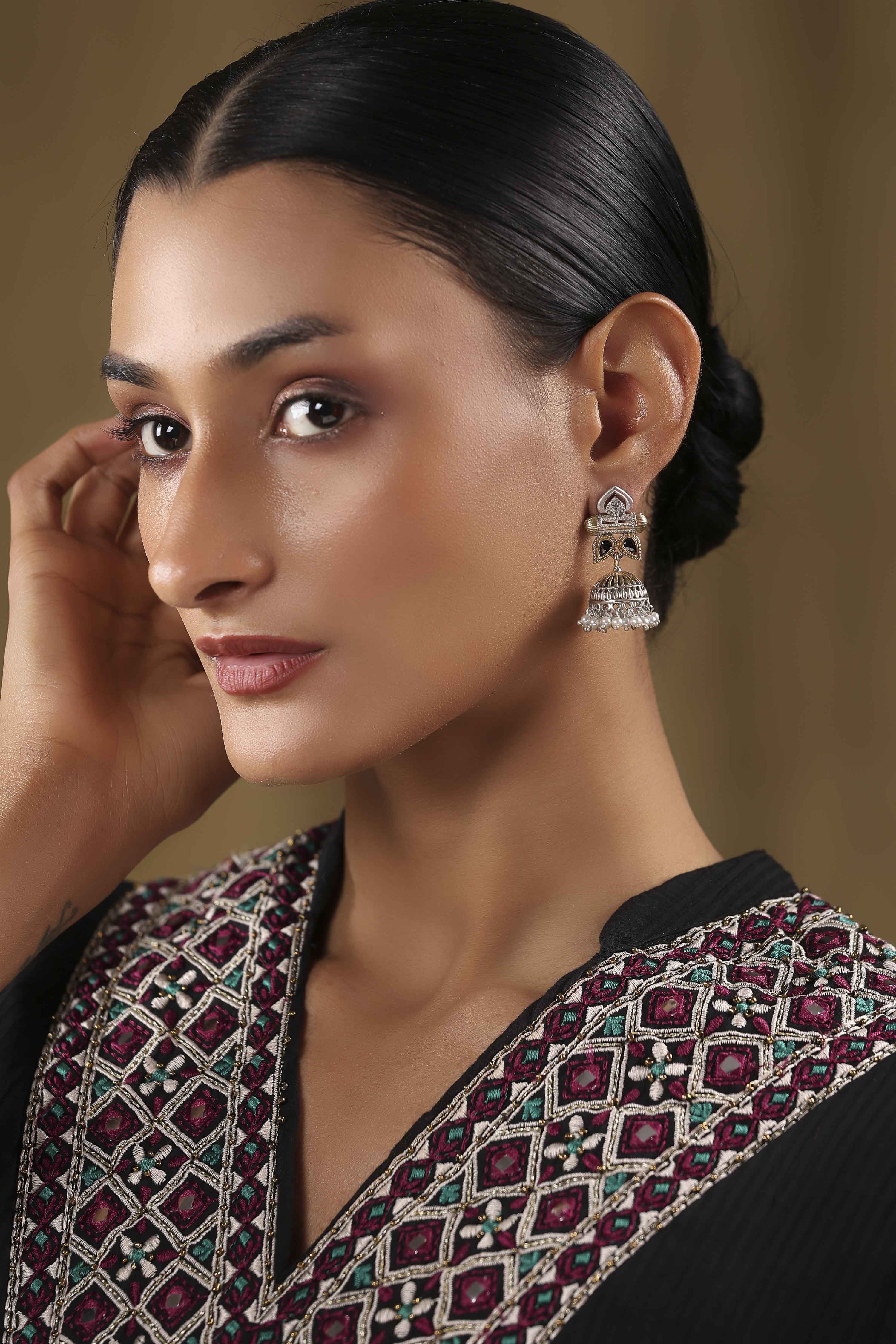 Oxidised Gold Brass Jhumka image number 3