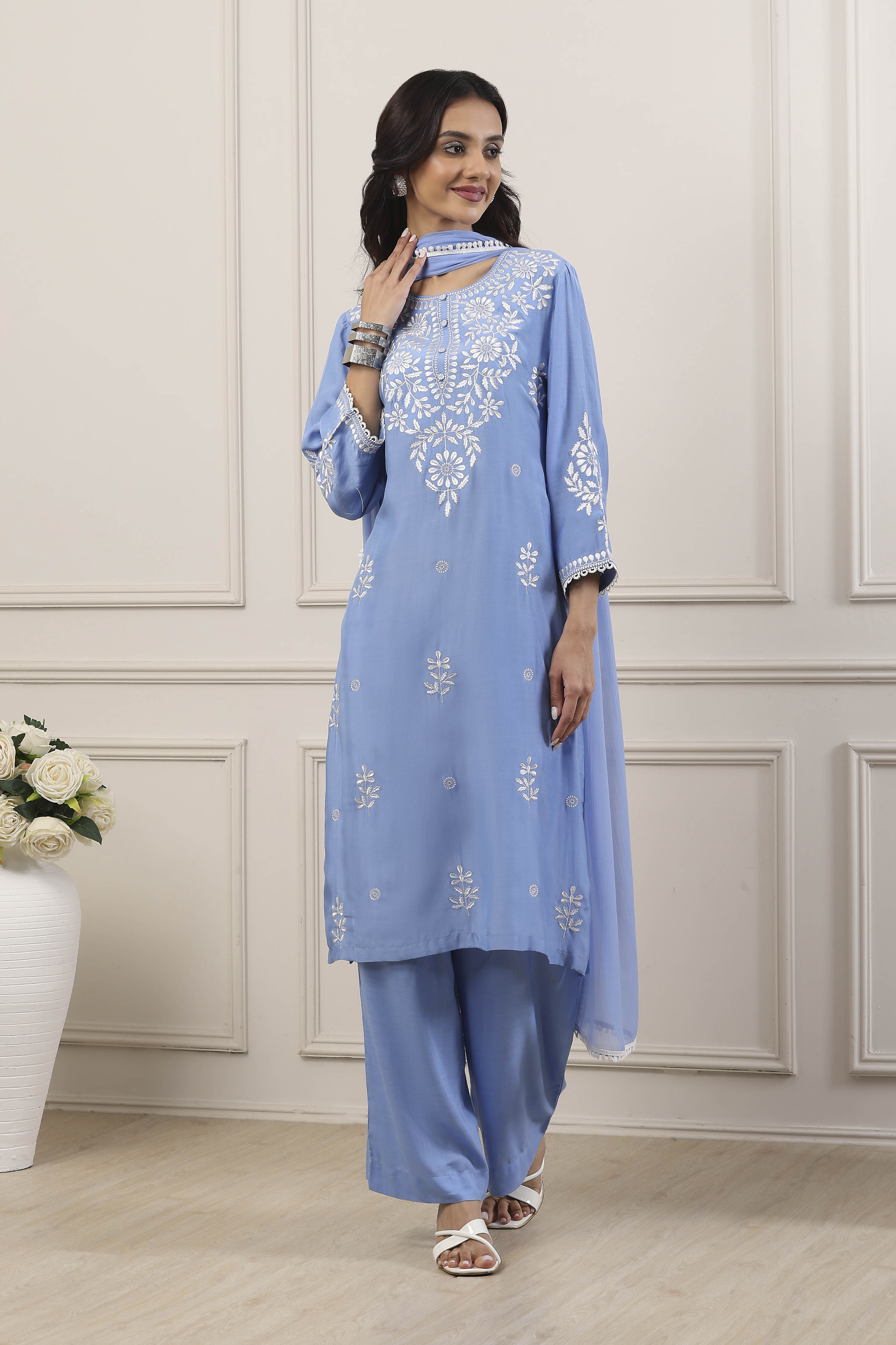 Pink Poly Viscose Floral Embroidered Straight Suit Set image number 6