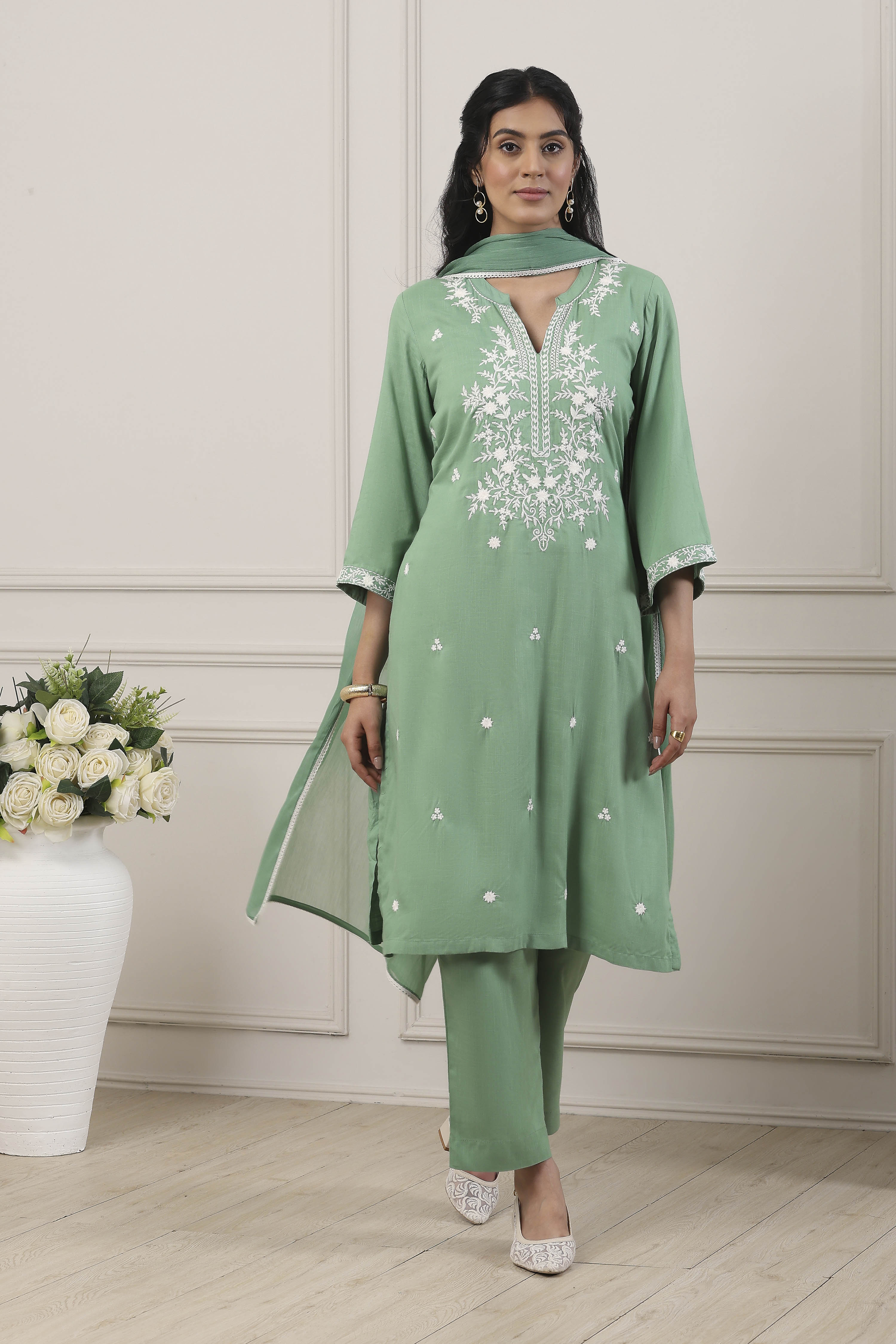 Pink Viscose Floral Embroidered Straight Suit Set image number 6