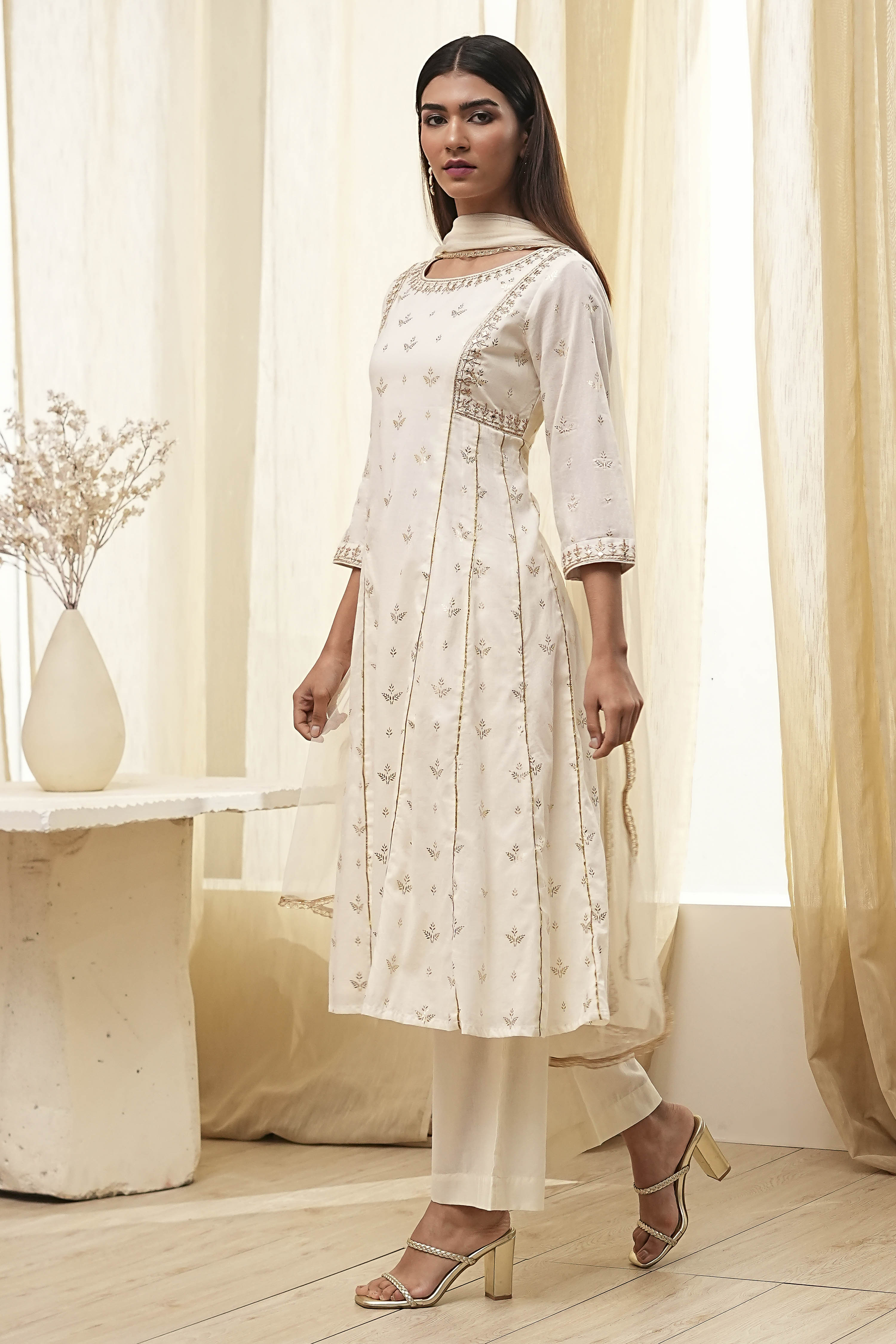 Red Cotton Foil Printed Kalidar Suit Set image number 3