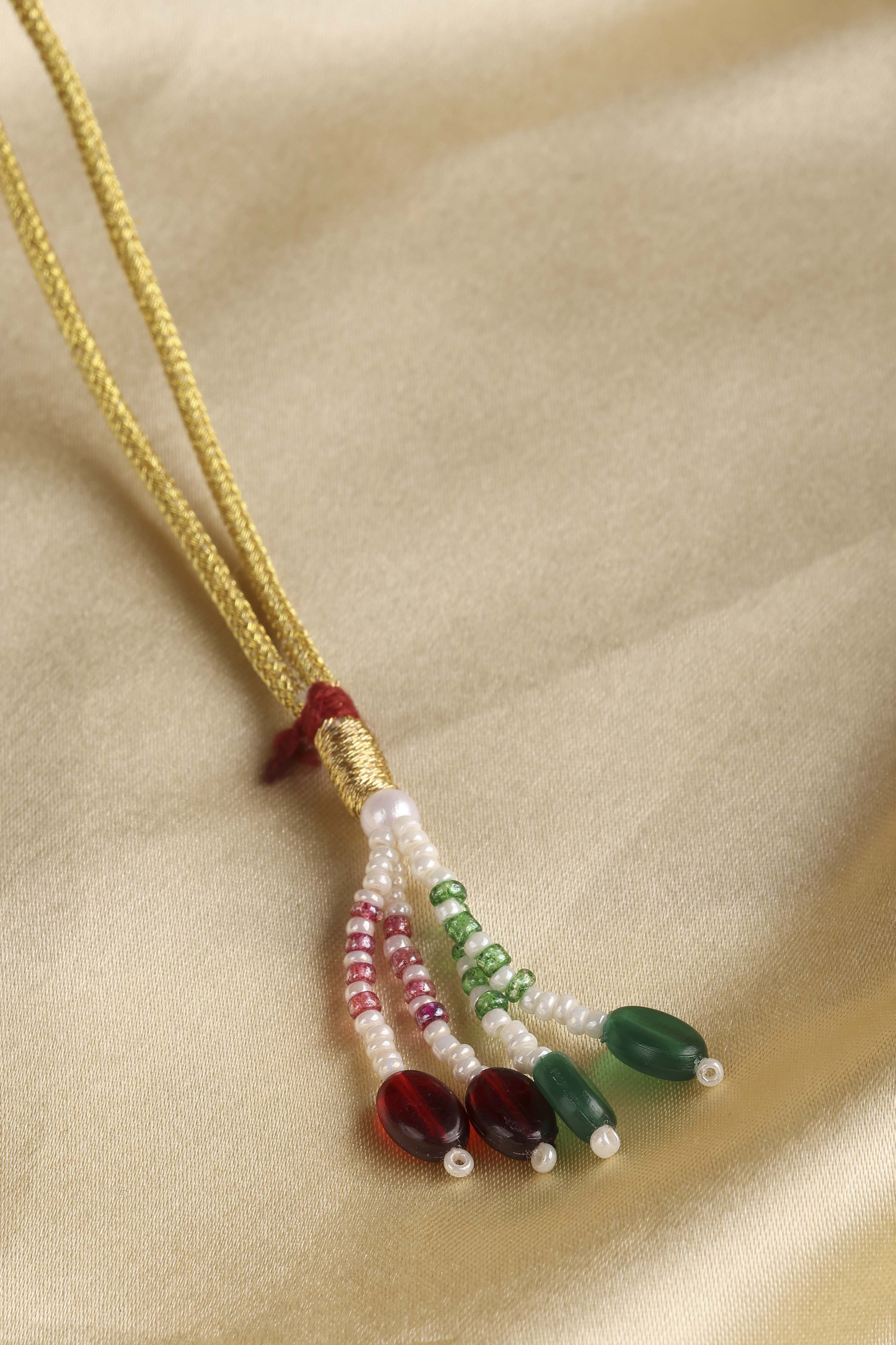 Red Alloy Necklace Set image number 5