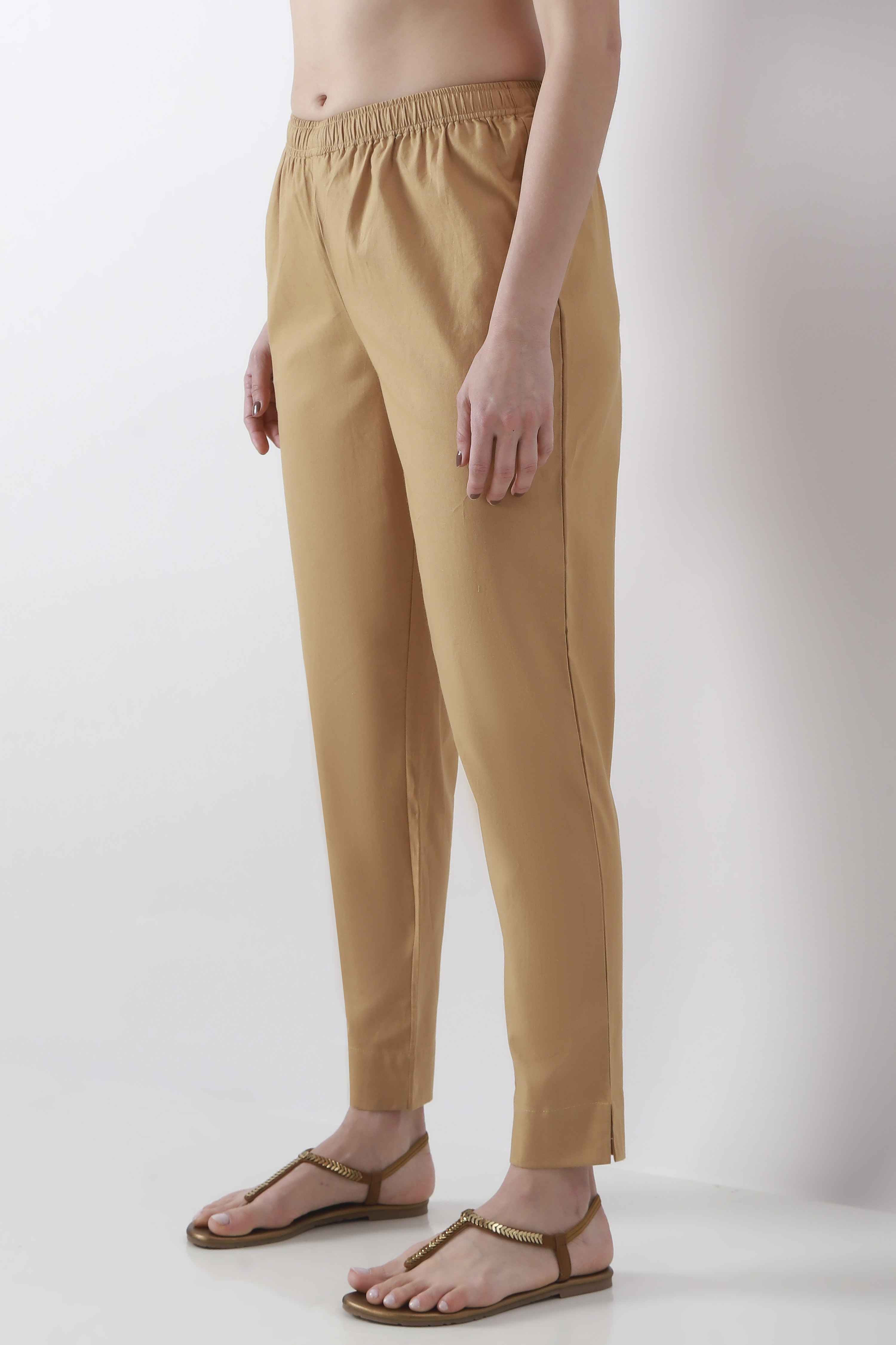 Bottle Green Cotton Solid Fitted Pants image number 2
