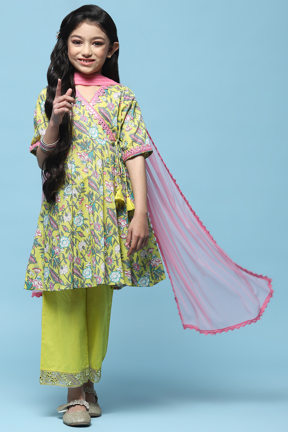 Yellow Gathered Cotton Kurta With Palazzo & Net Dupatta image number 7