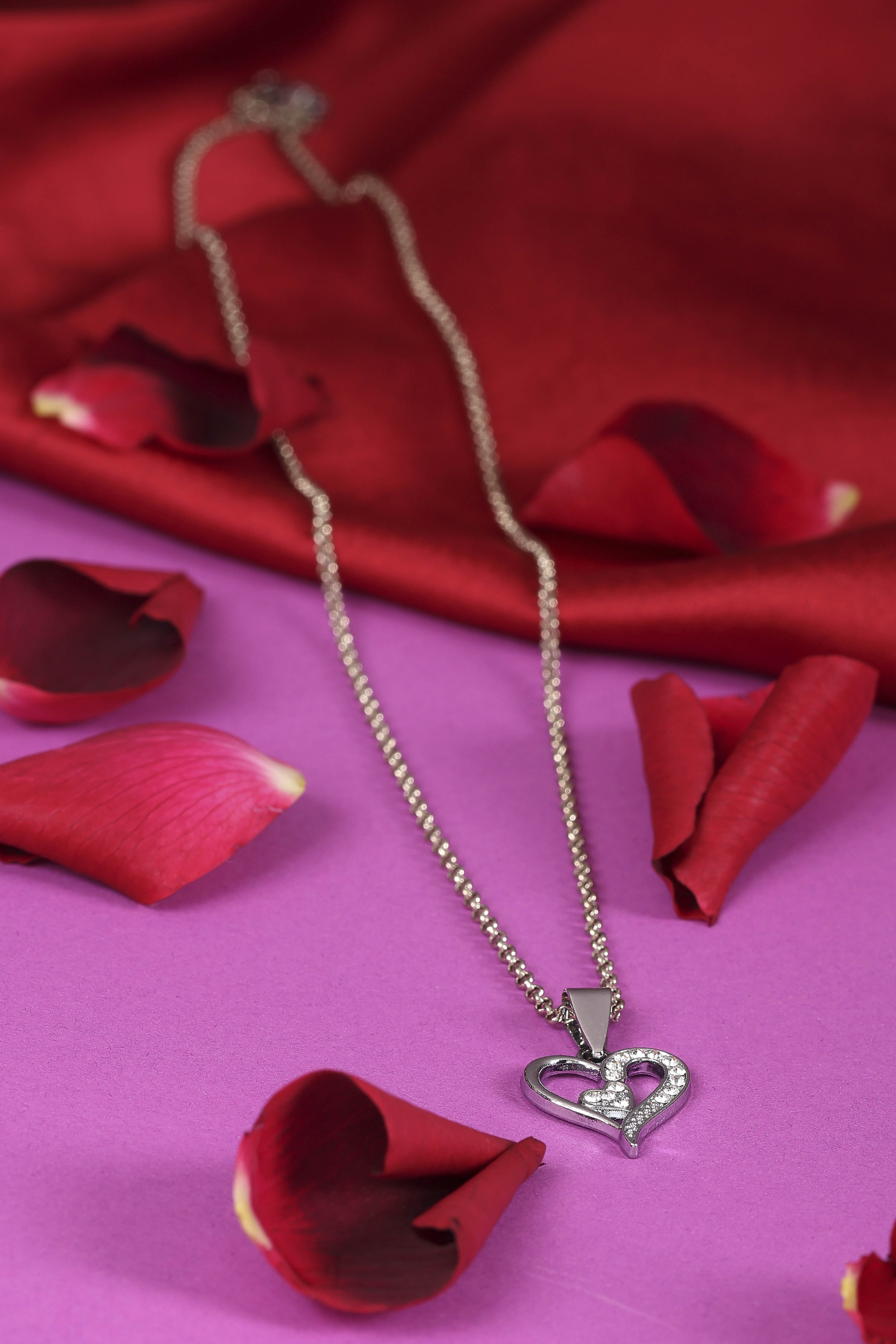 Silver Plated Brass Heart-Shaped Pendant Necklace image number 0