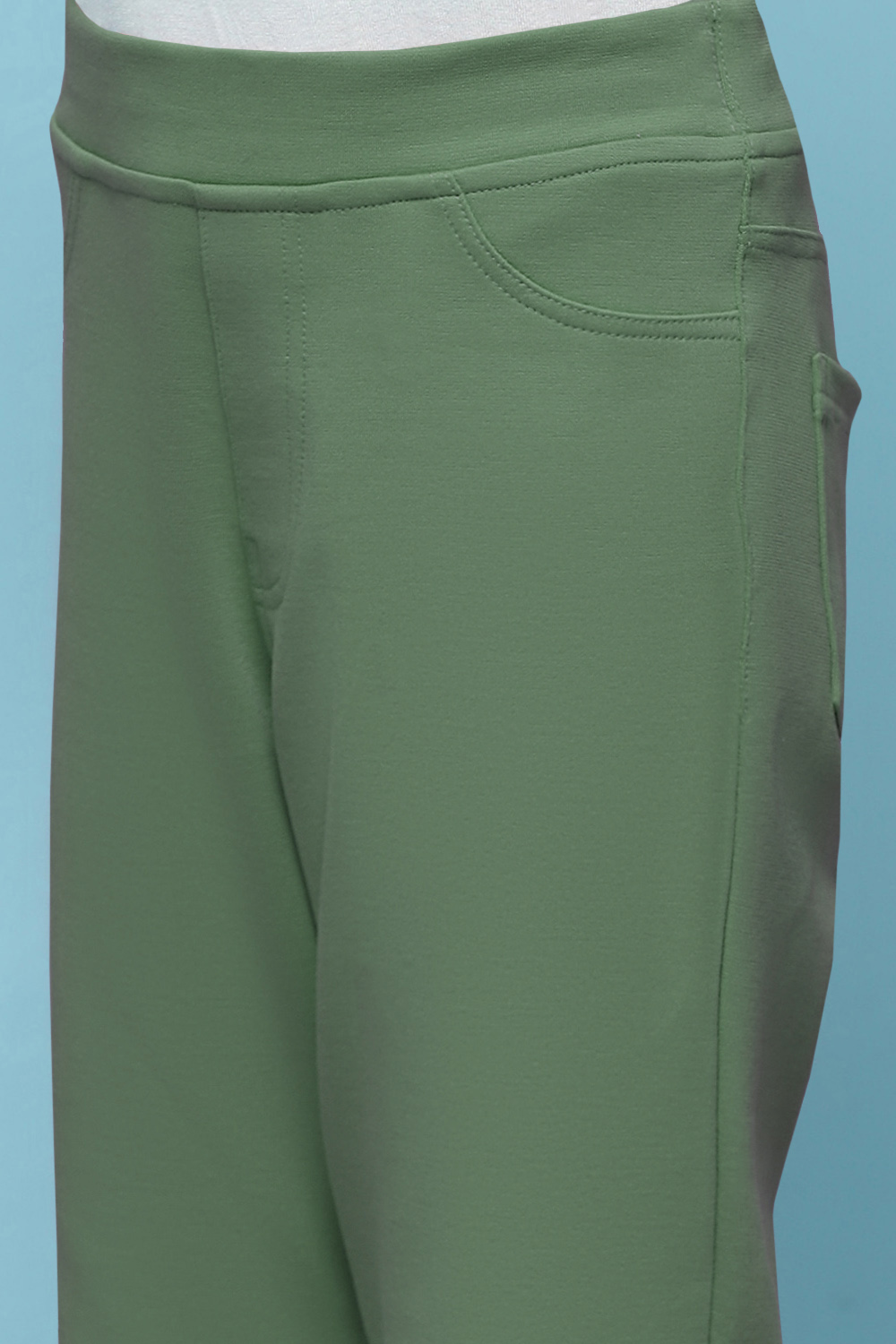 Black Cotton Lycra Skinny Jeggings image number 1