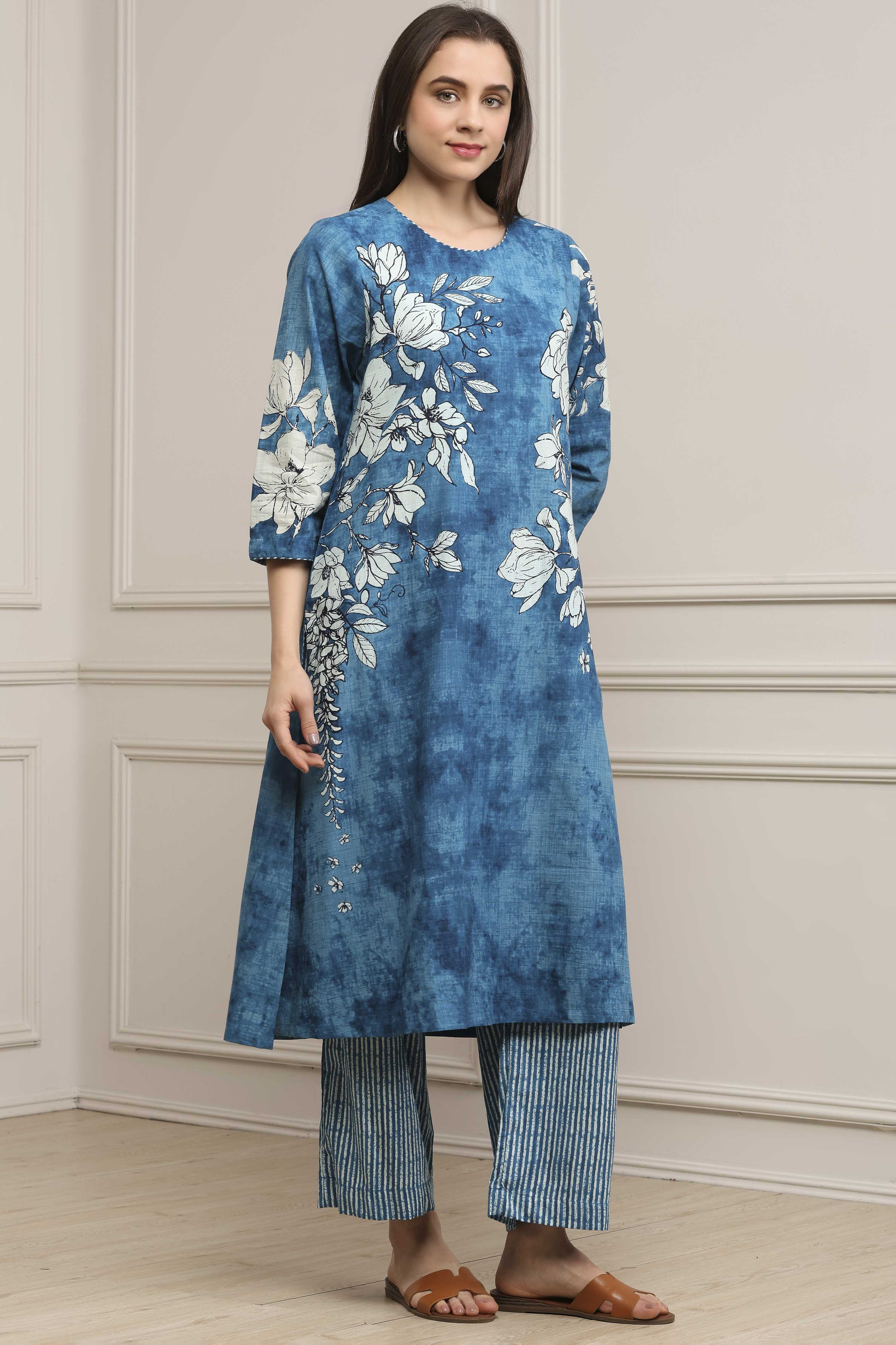 Blue Cotton Floral Printed Straight Kurta Set image number 5