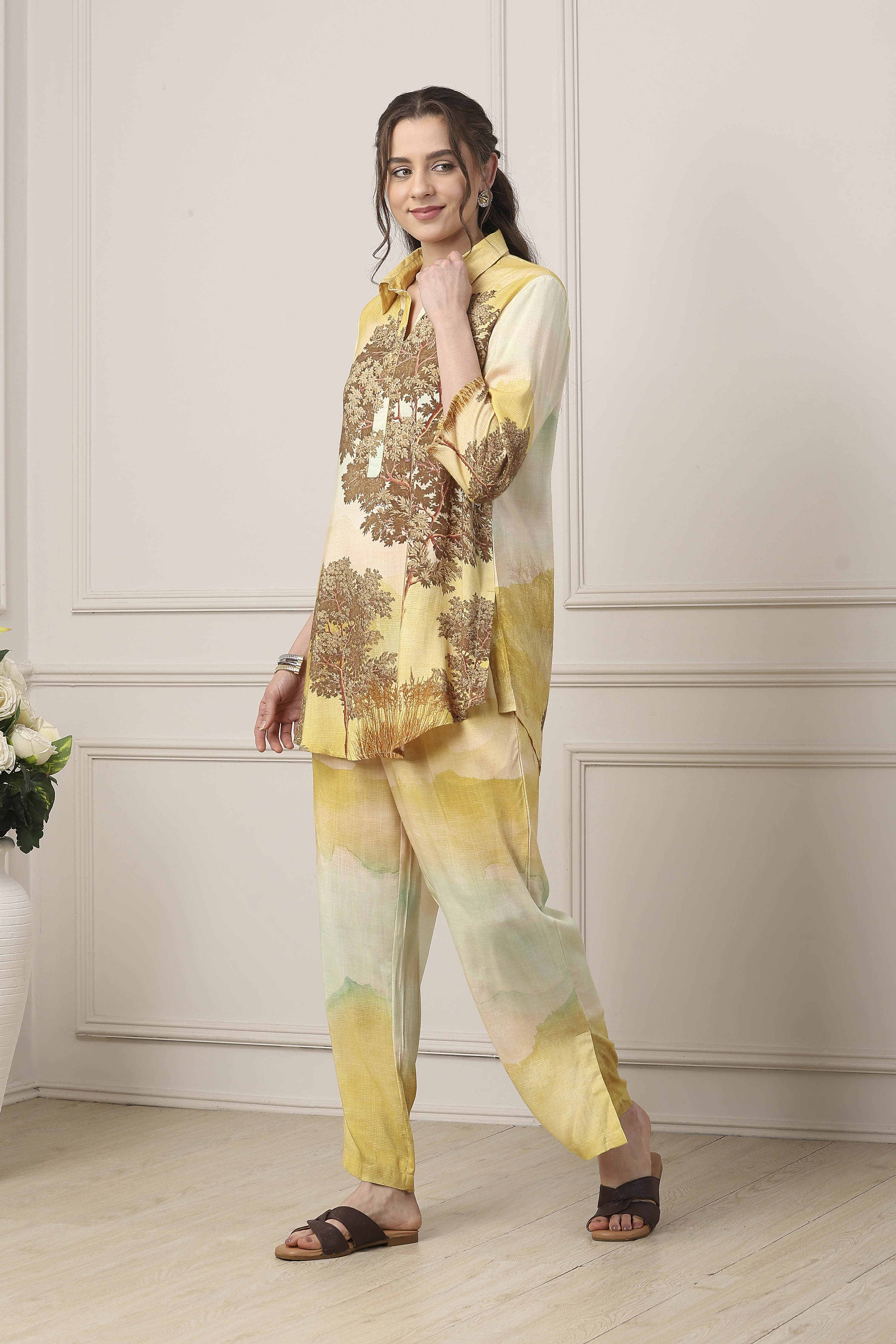 Green & Brown Floral Printed Co-ord Set image number 3
