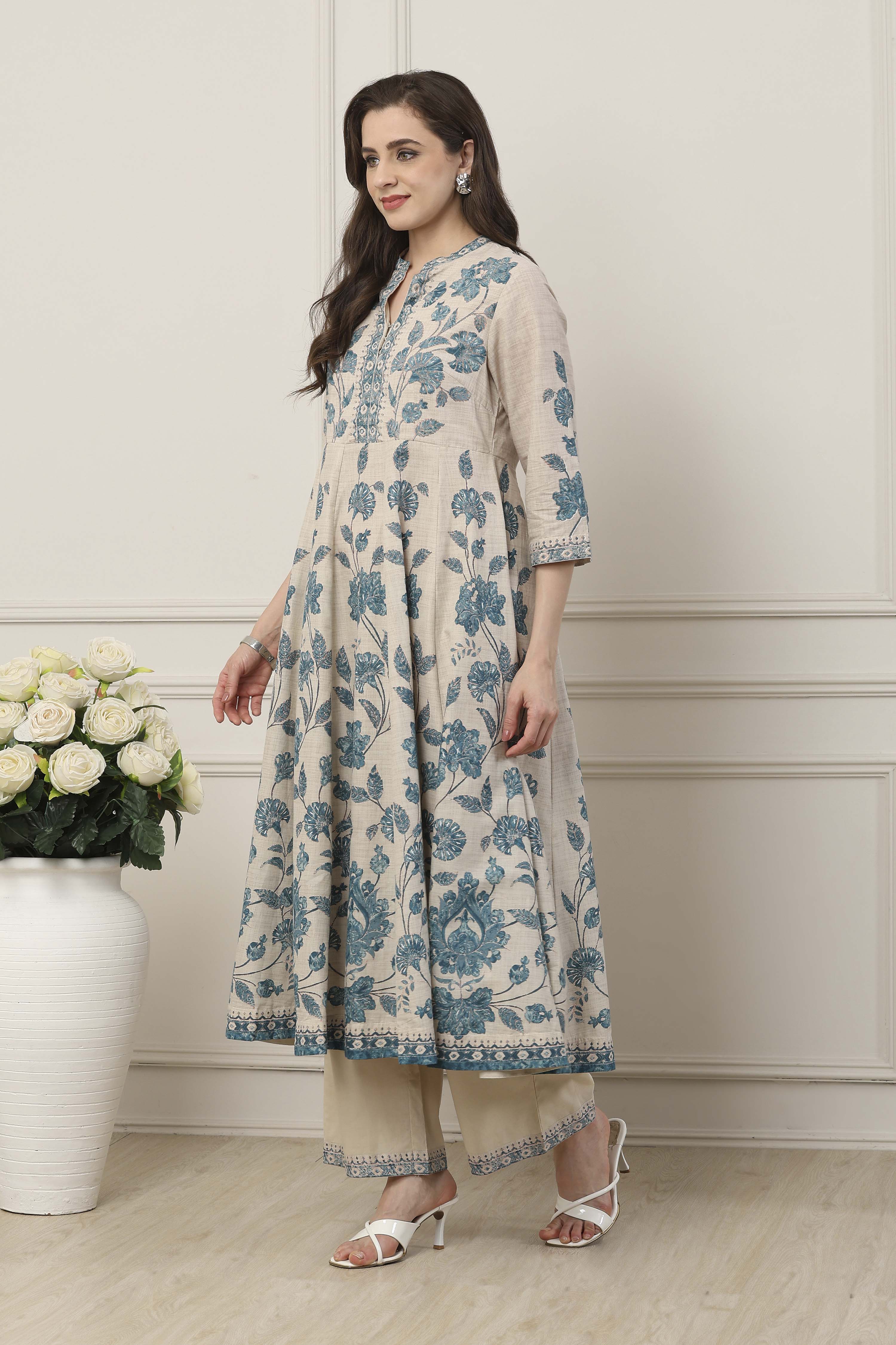 Blue Cotton All-Over Floral Anarkali Suit Set image number 3