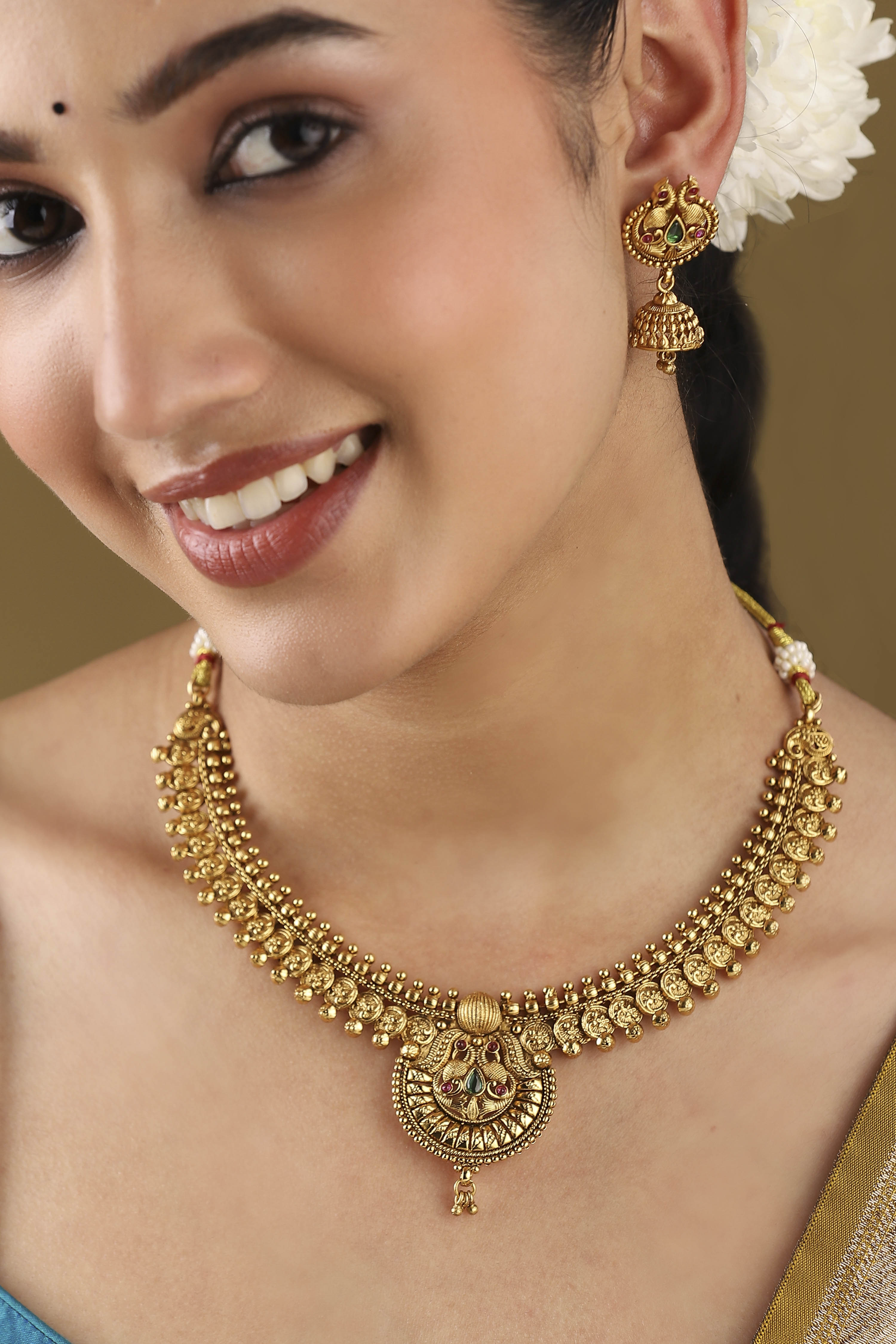 Gold Plated Brass Minimal Stone Studded Necklace Set image number 1