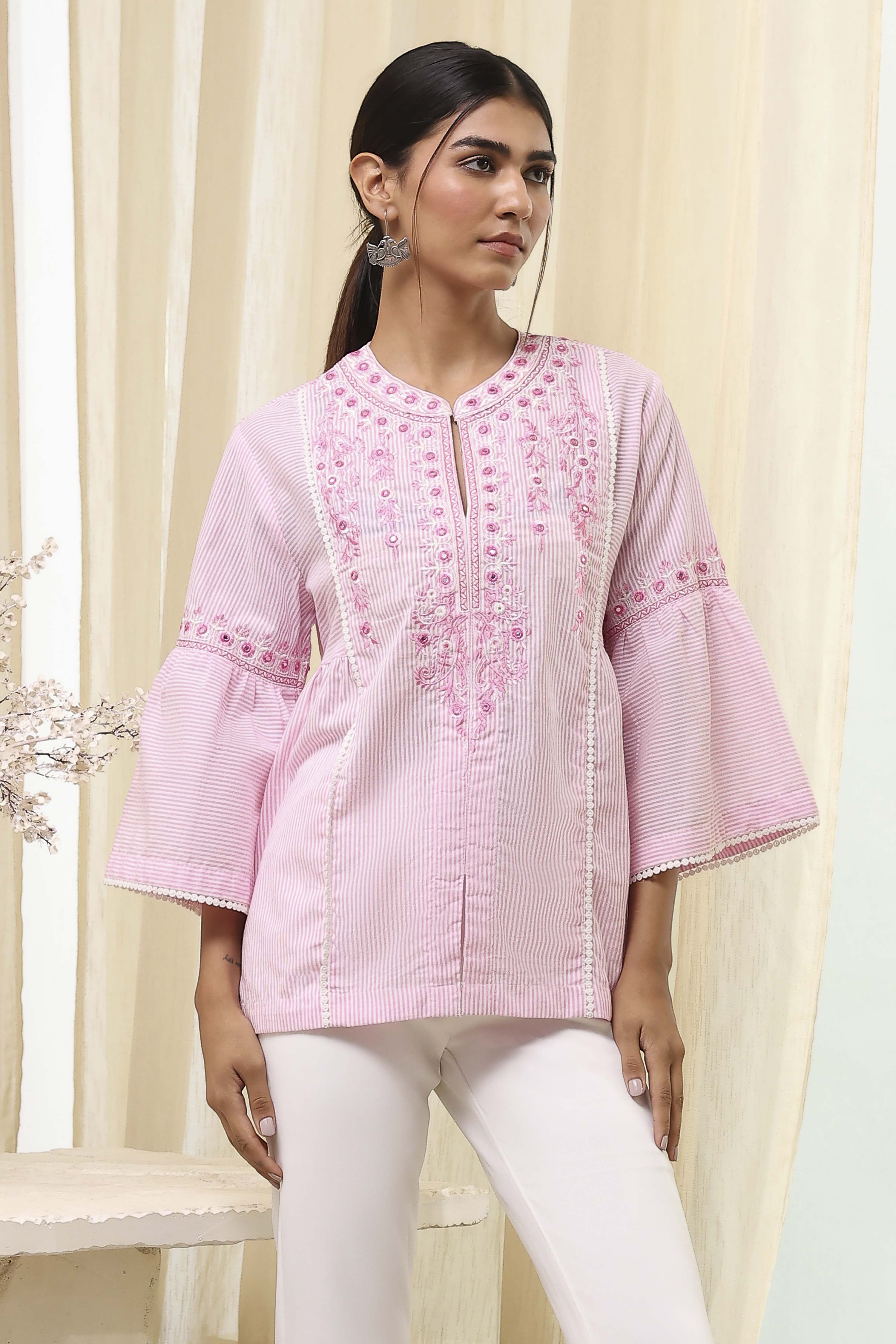 Blue Cotton Striped Straight Short Kurta image number 4