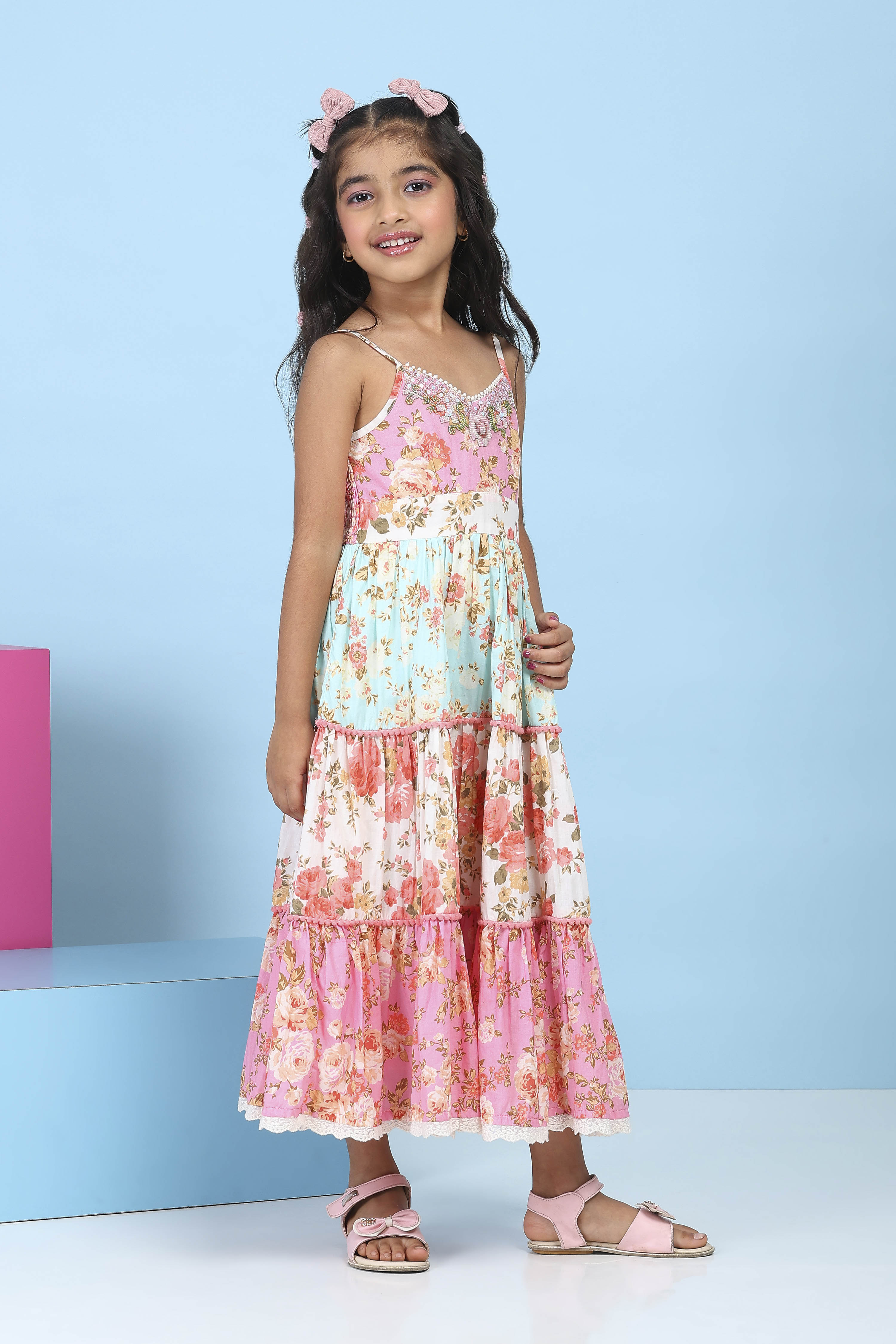 Pink Cotton All-Over Floral Tiered Flared Dress image number 4