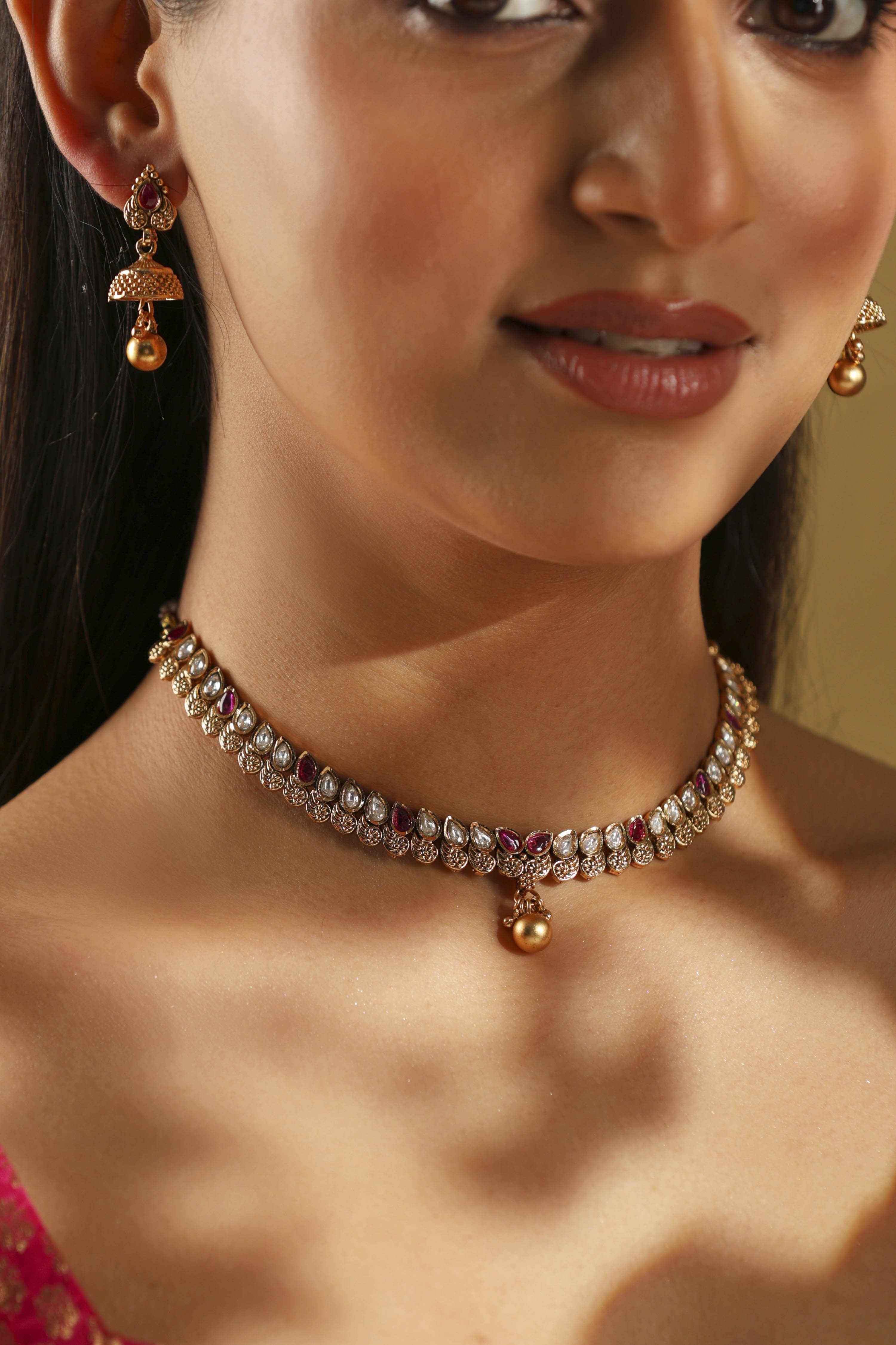 Red Alloy Necklace Set image number 1