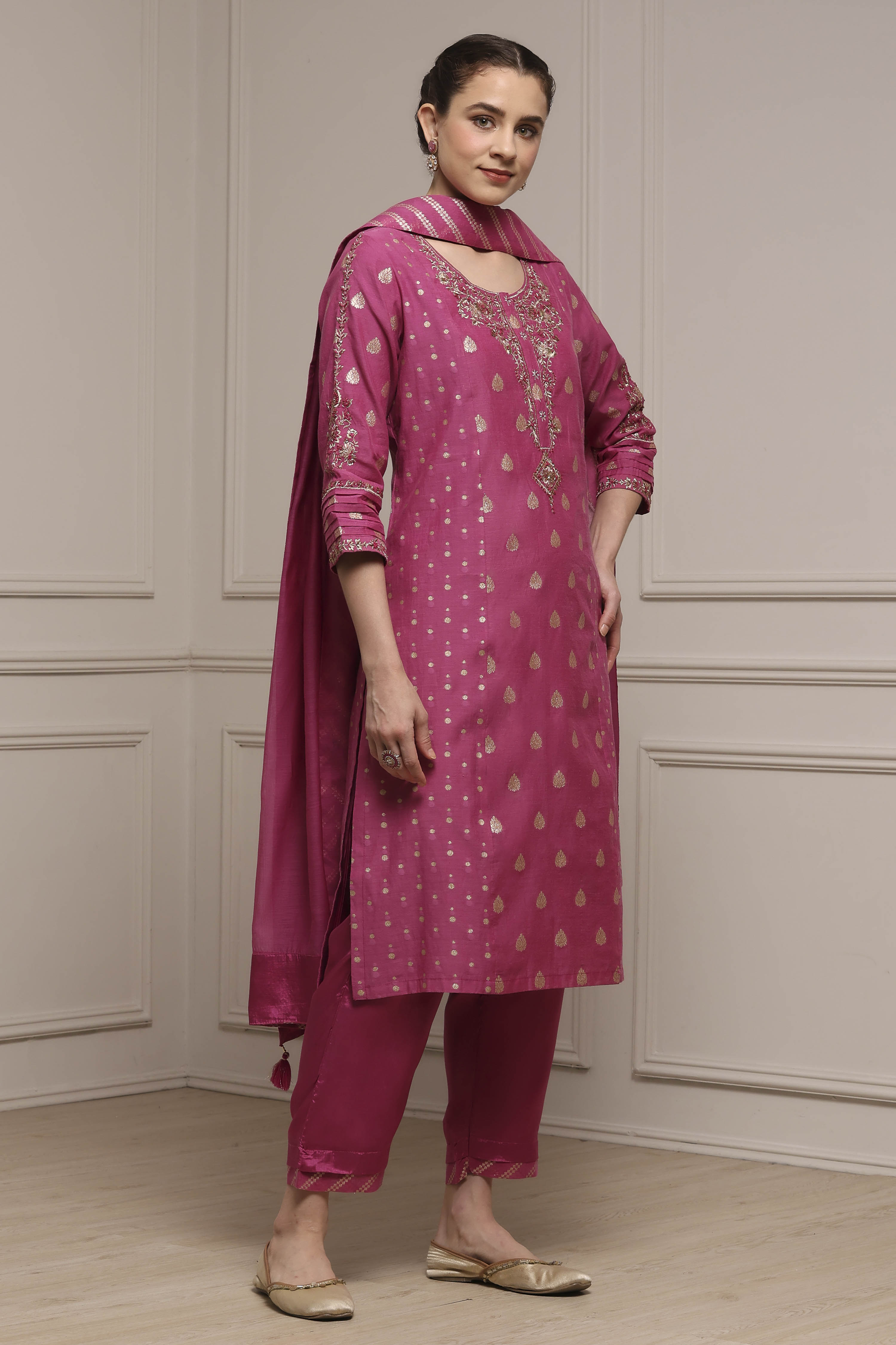 Lime Cotton Blend Printed Straight Suit Set image number 5