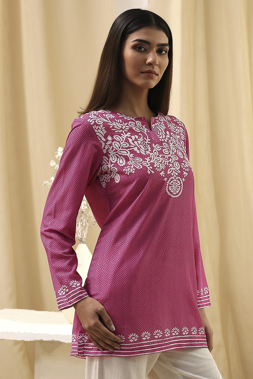 Mustard Yellow Printed Straight Short Kurta image number 4