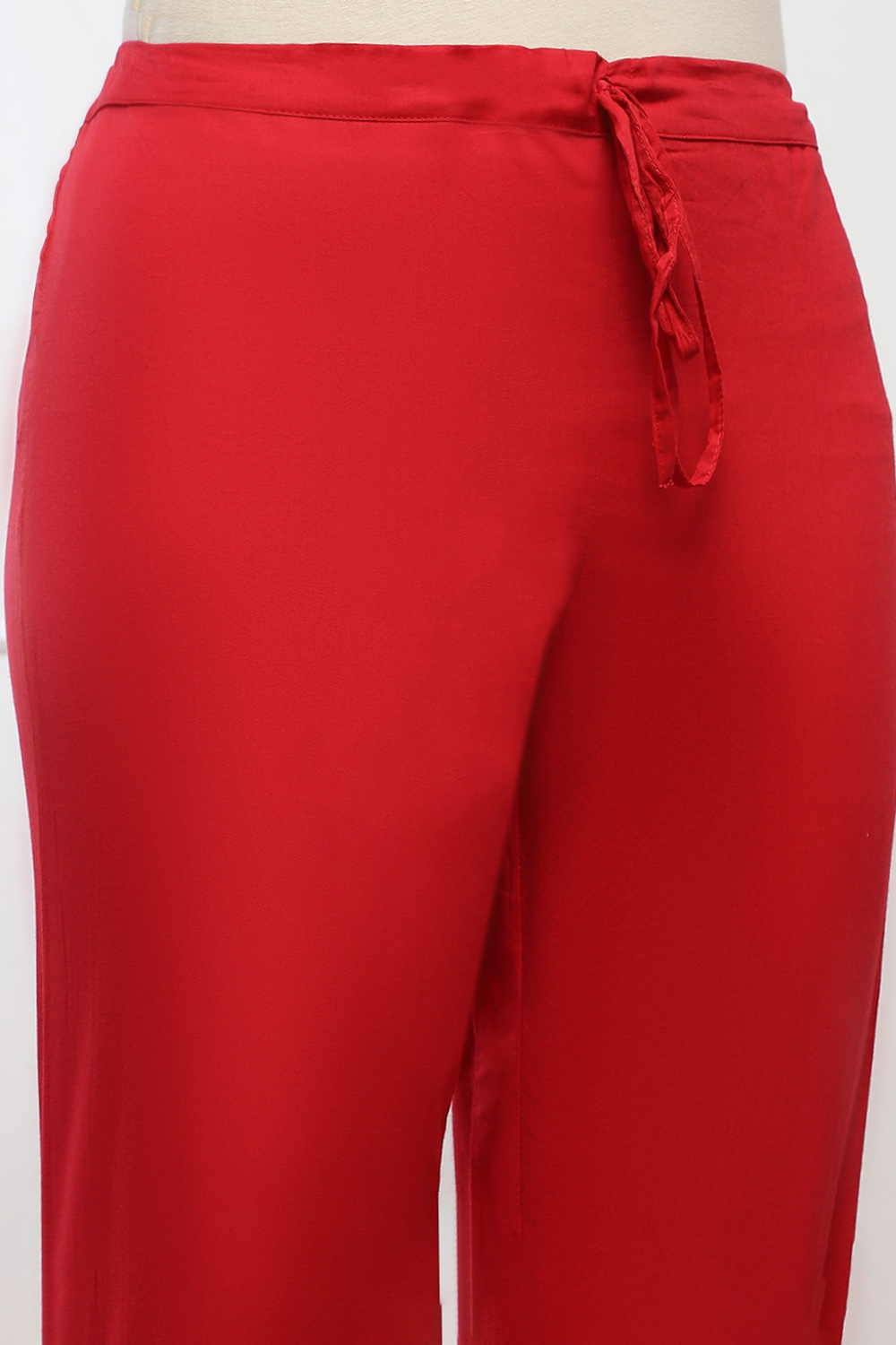 Off White Cotton Regular Pants image number 1