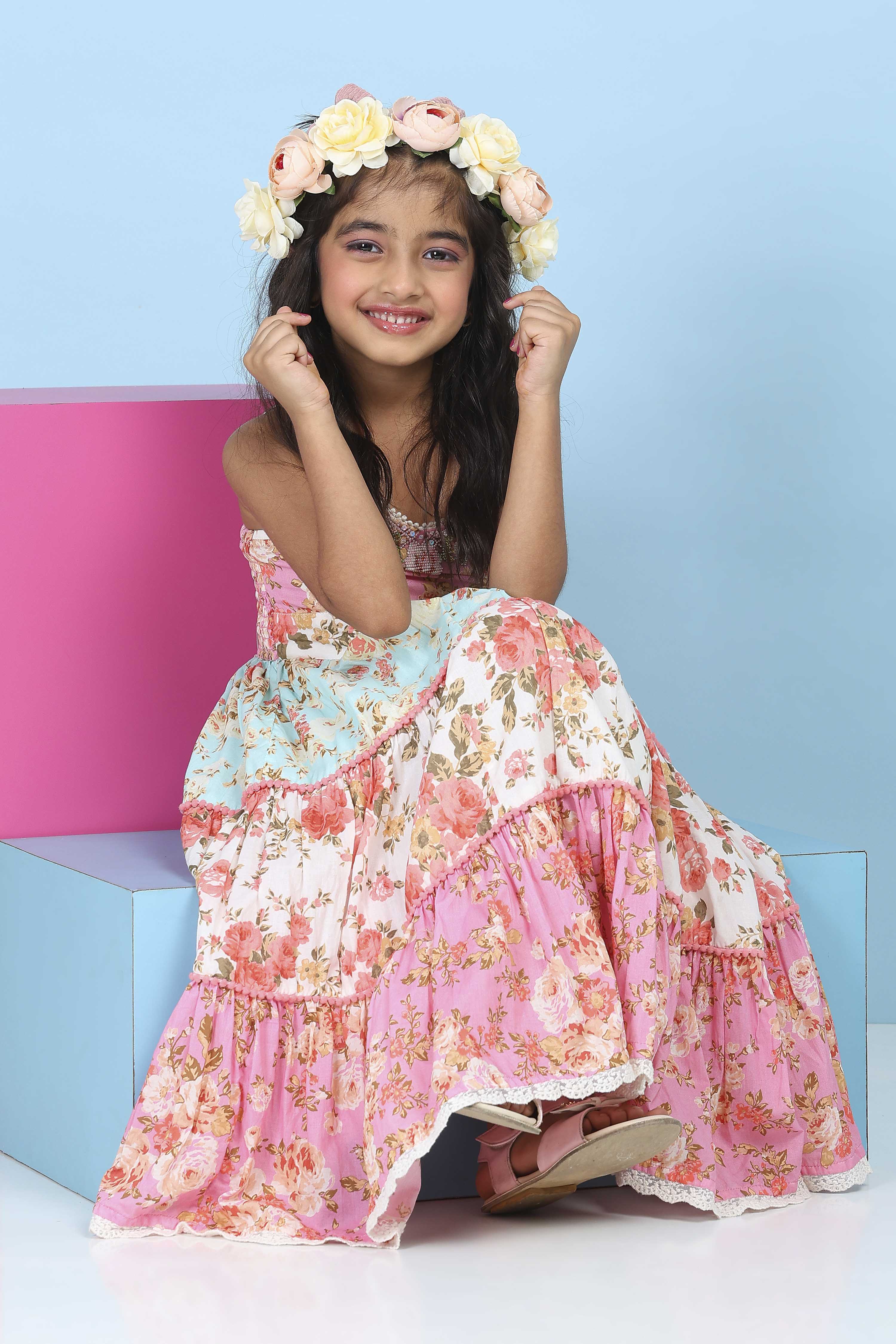 Pink Cotton All-Over Floral Tiered Flared Dress image number 5