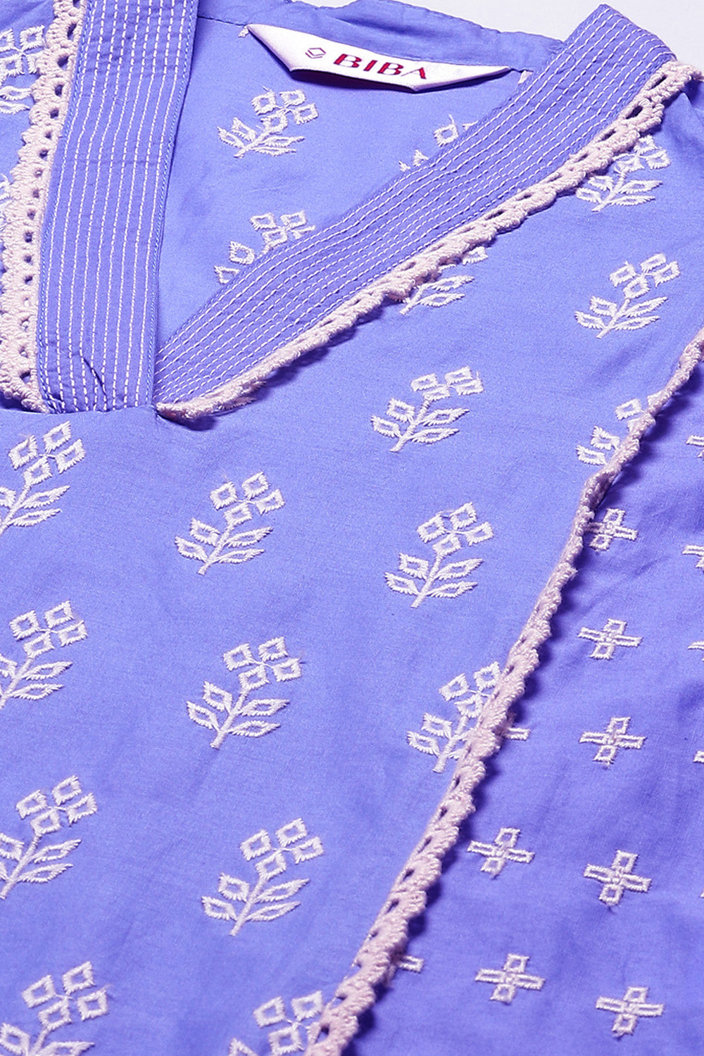 Green Cotton Straight Embroidered Kurta image number 1