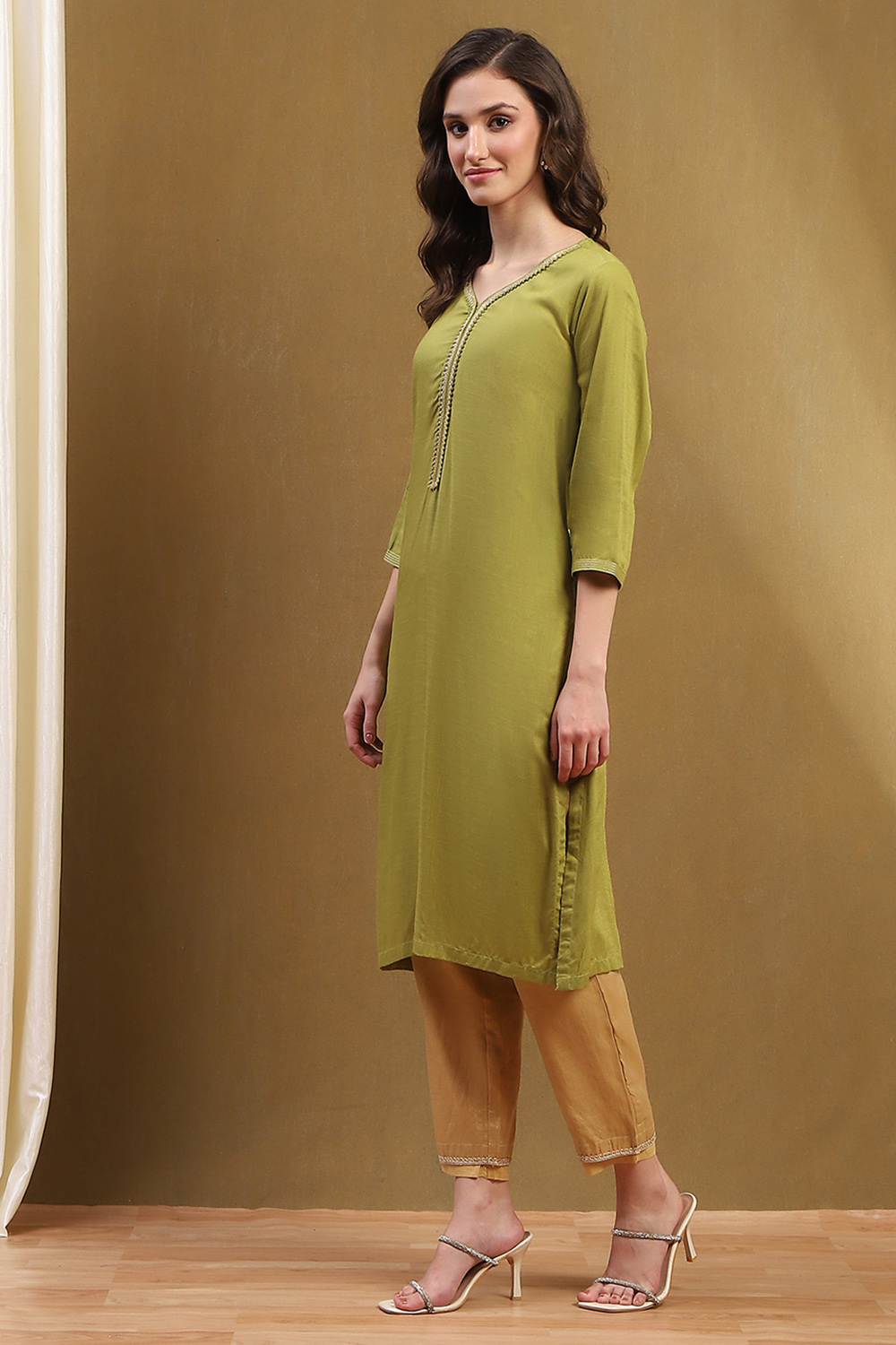 Burnt Orange Solid Regular Fit Straight Kurta image number 2