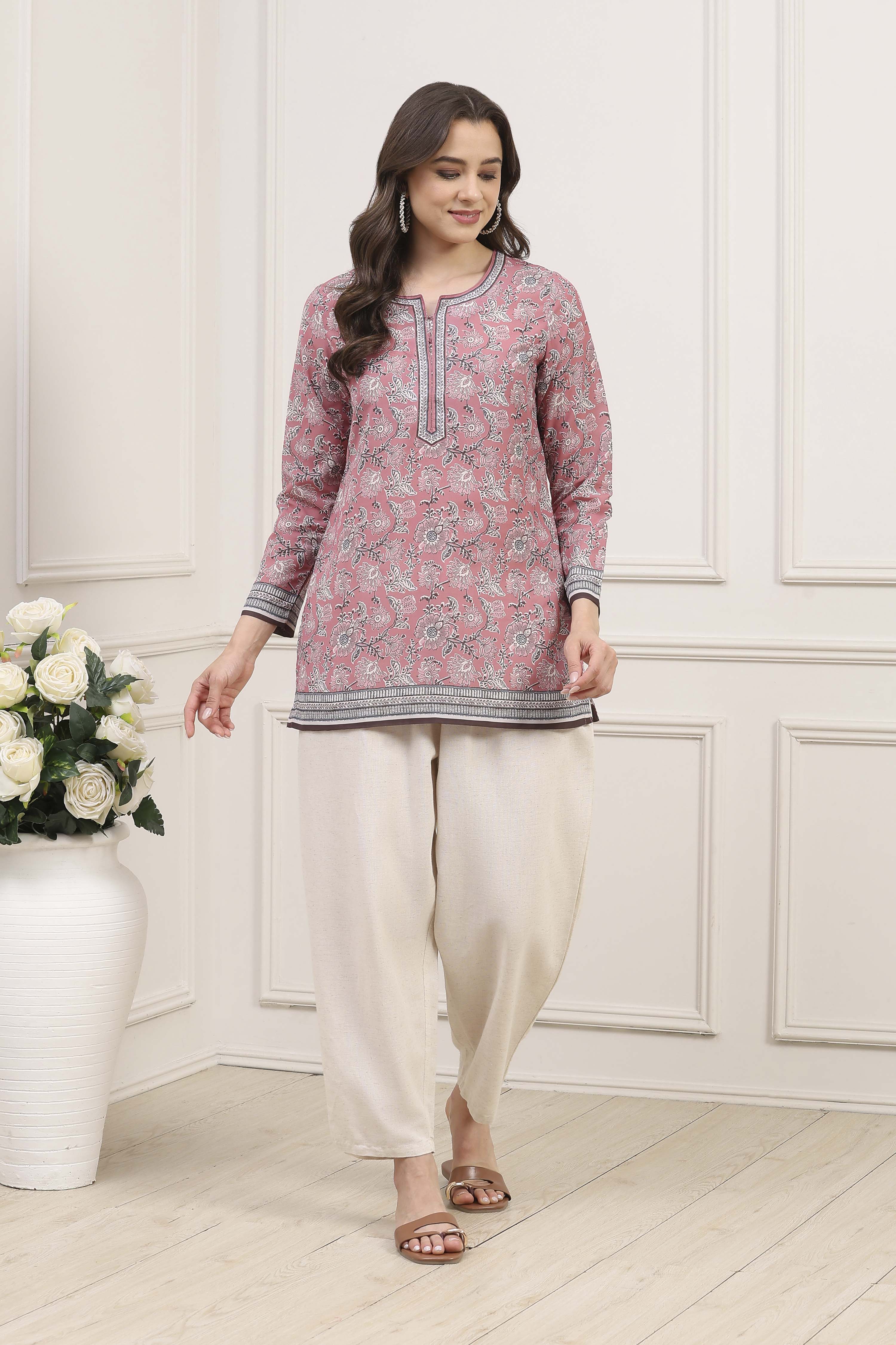 Rose Pink Polyester Straight Printed Kurti image number 6