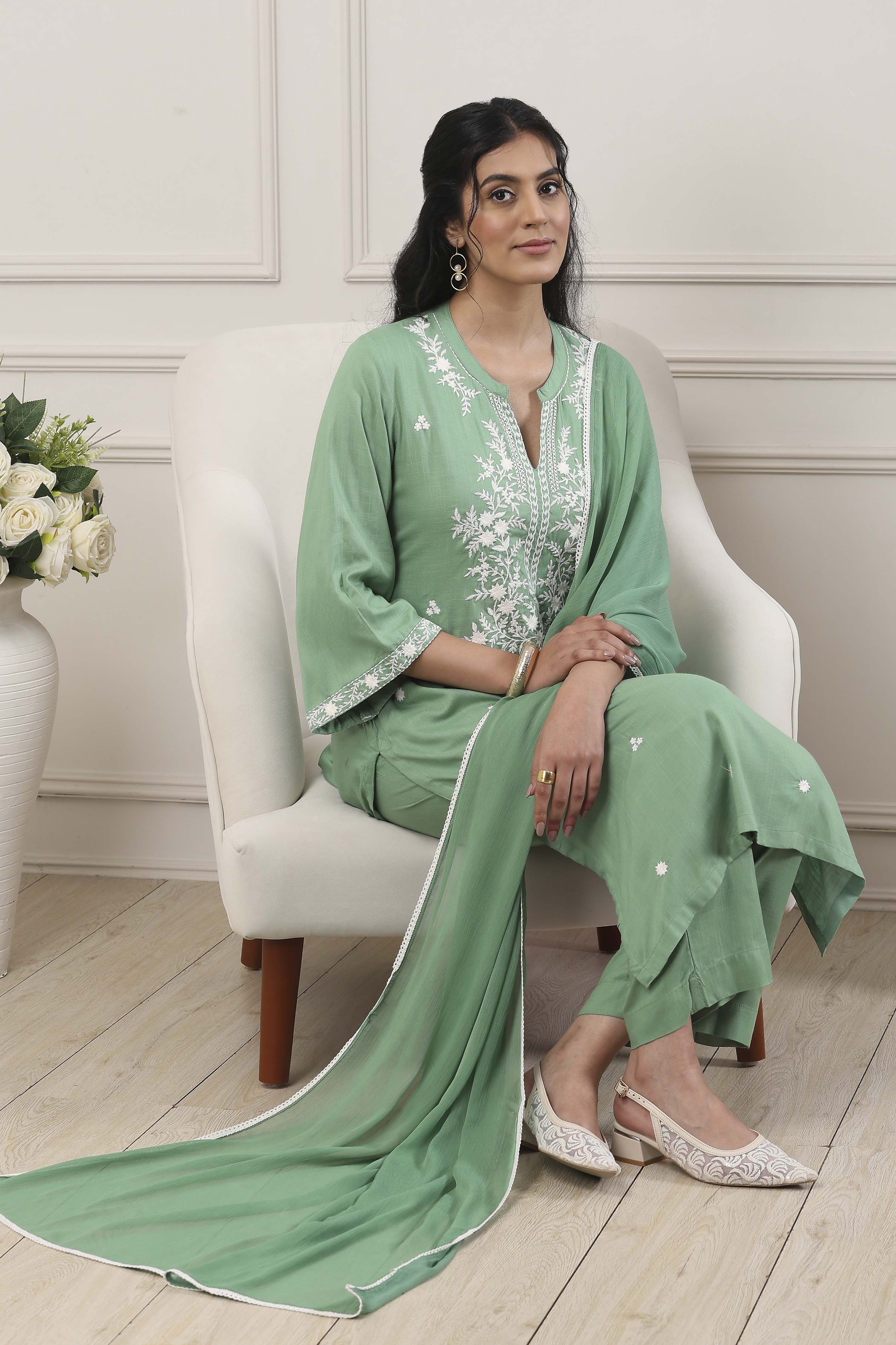 Pink Viscose Floral Embroidered Straight Suit Set image number 0