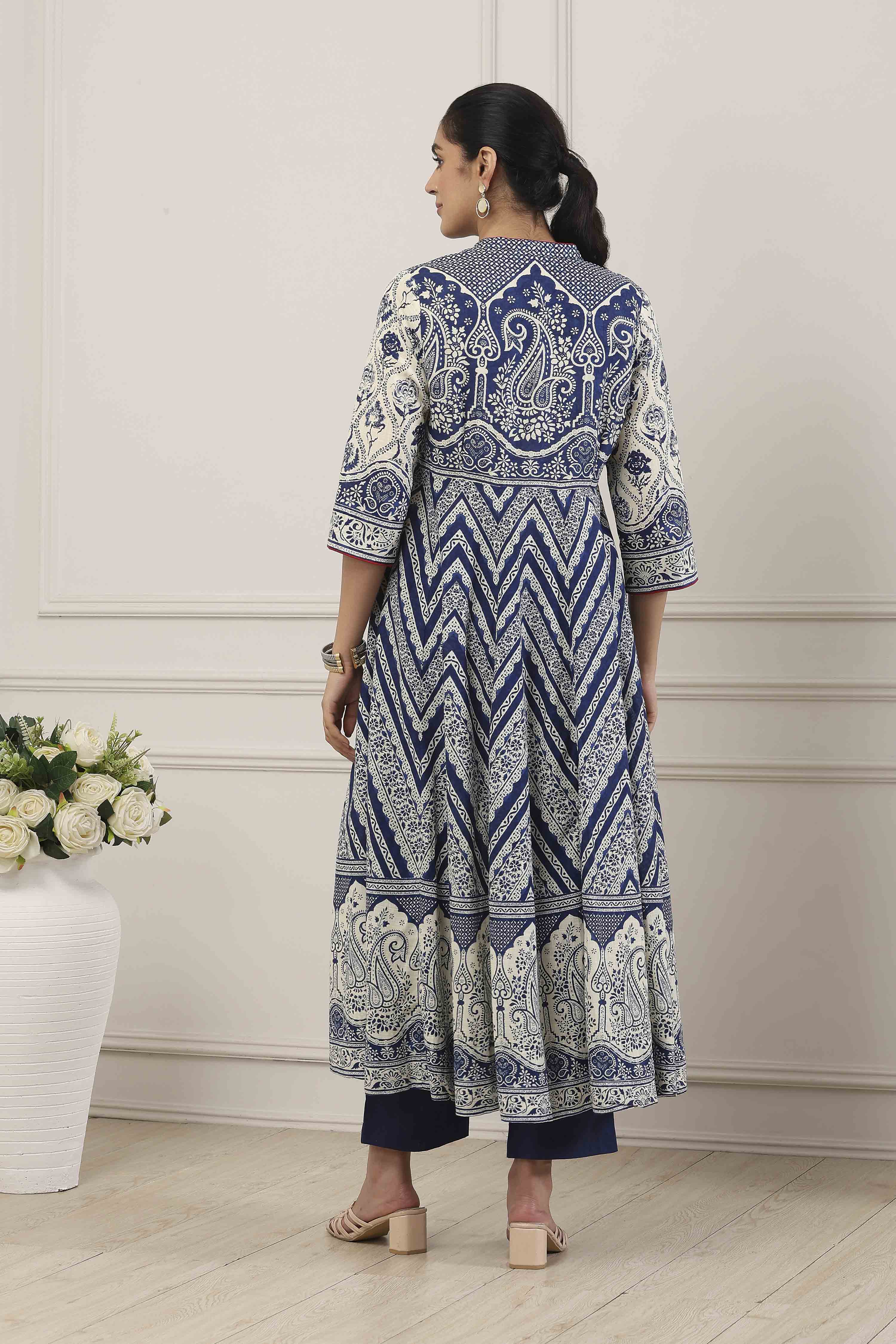 Blue Cotton Paisley & Chevron Printed Anarkali Suit Set image number 4