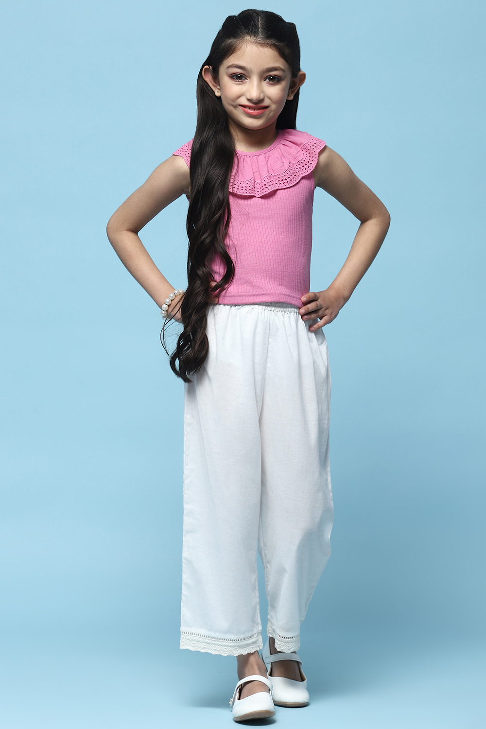 Pink Sleeveless Top With Schiffli Lace Detail image number 0