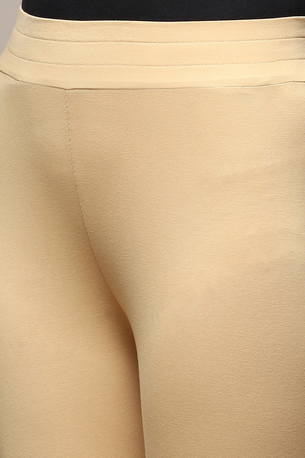 Black Cotton Blend Solid Leggings image number 1