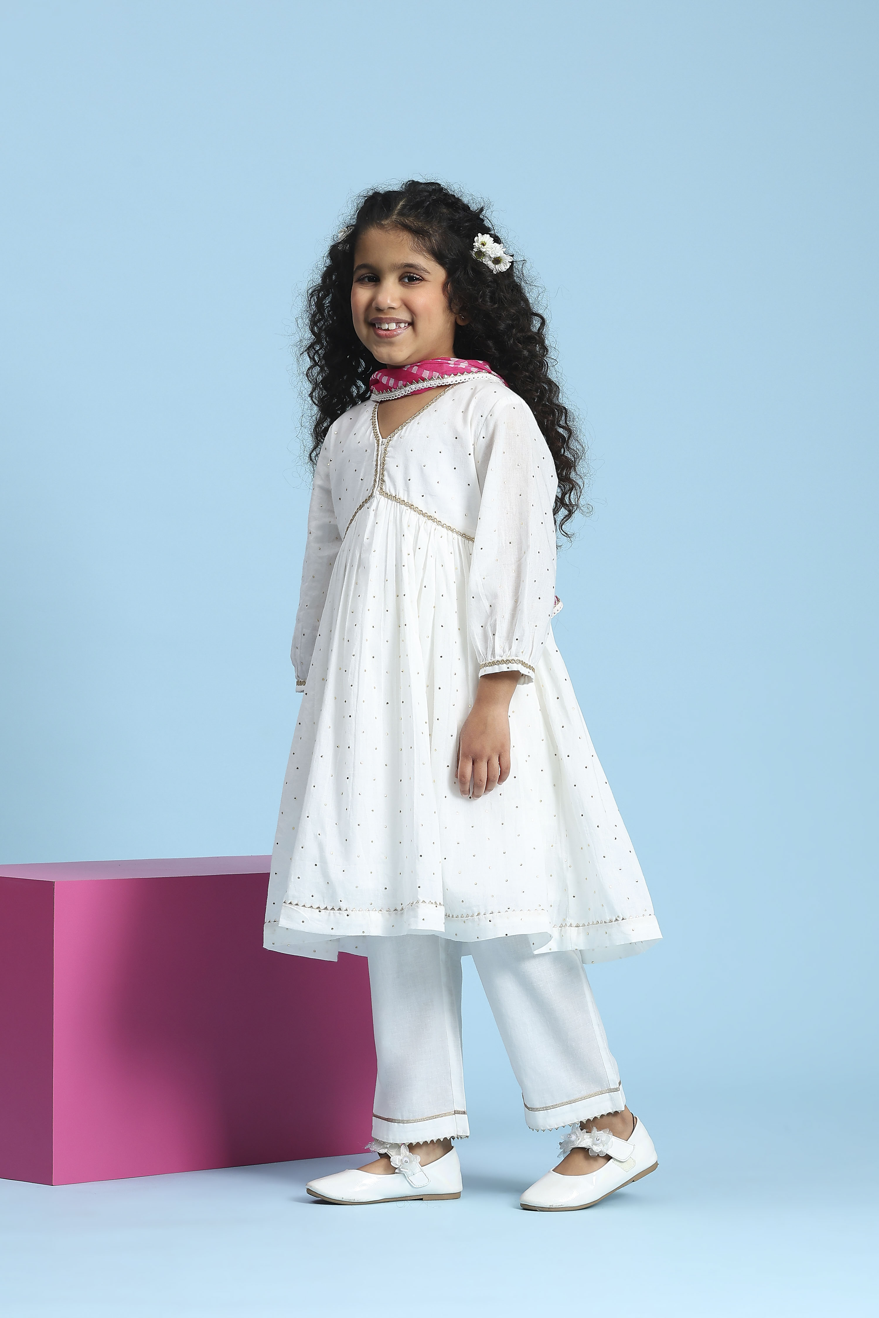 Off-White Cotton Metallic Pattern Anarkali Suit Set image number 3