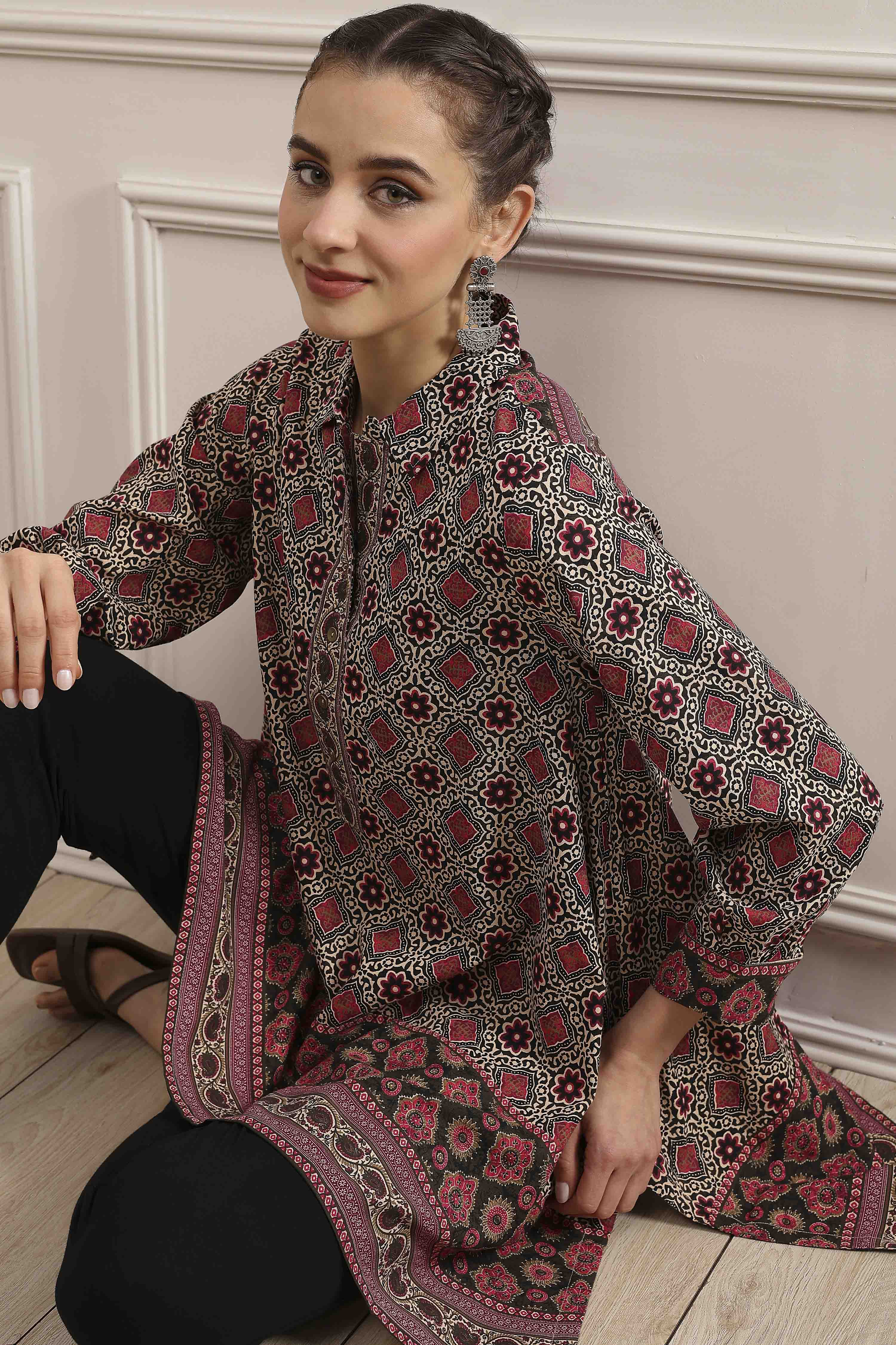 Beige Red Viscose Rayon Relaxed Printed Top image number 0